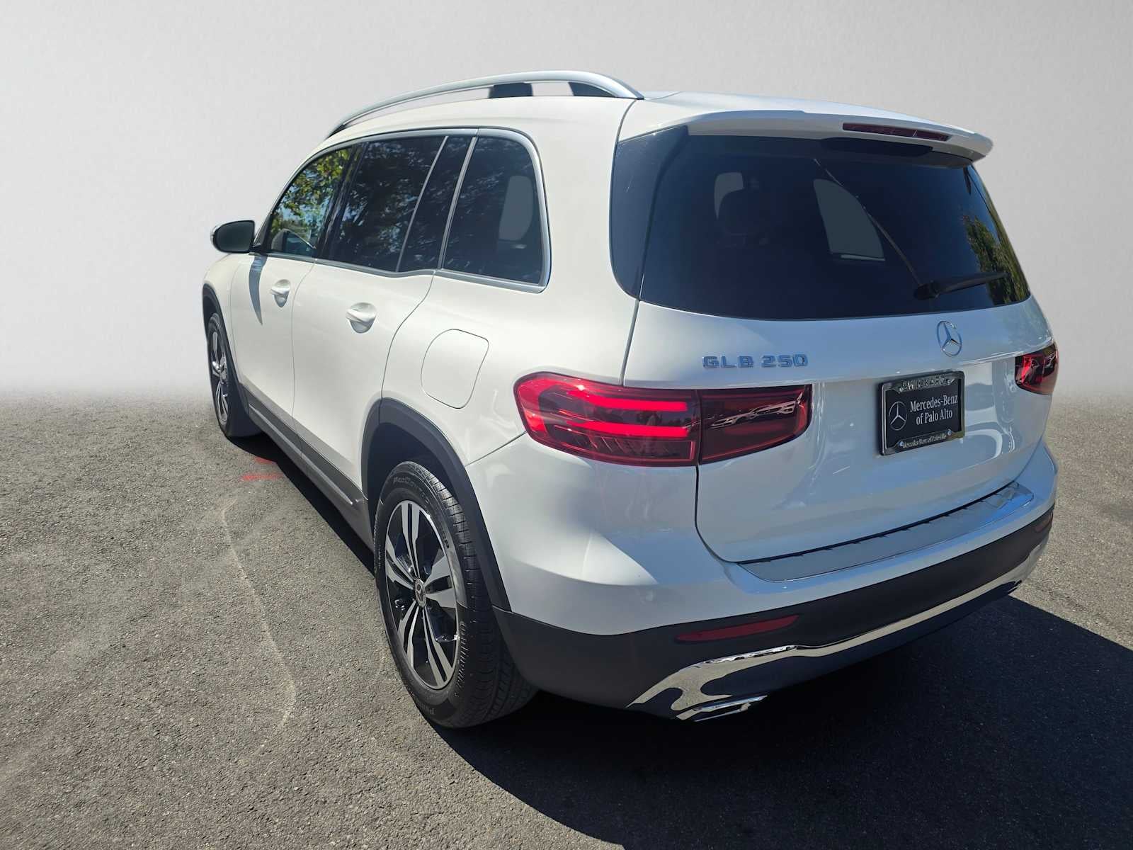 2026 Mercedes-Benz GLB 250 SUV