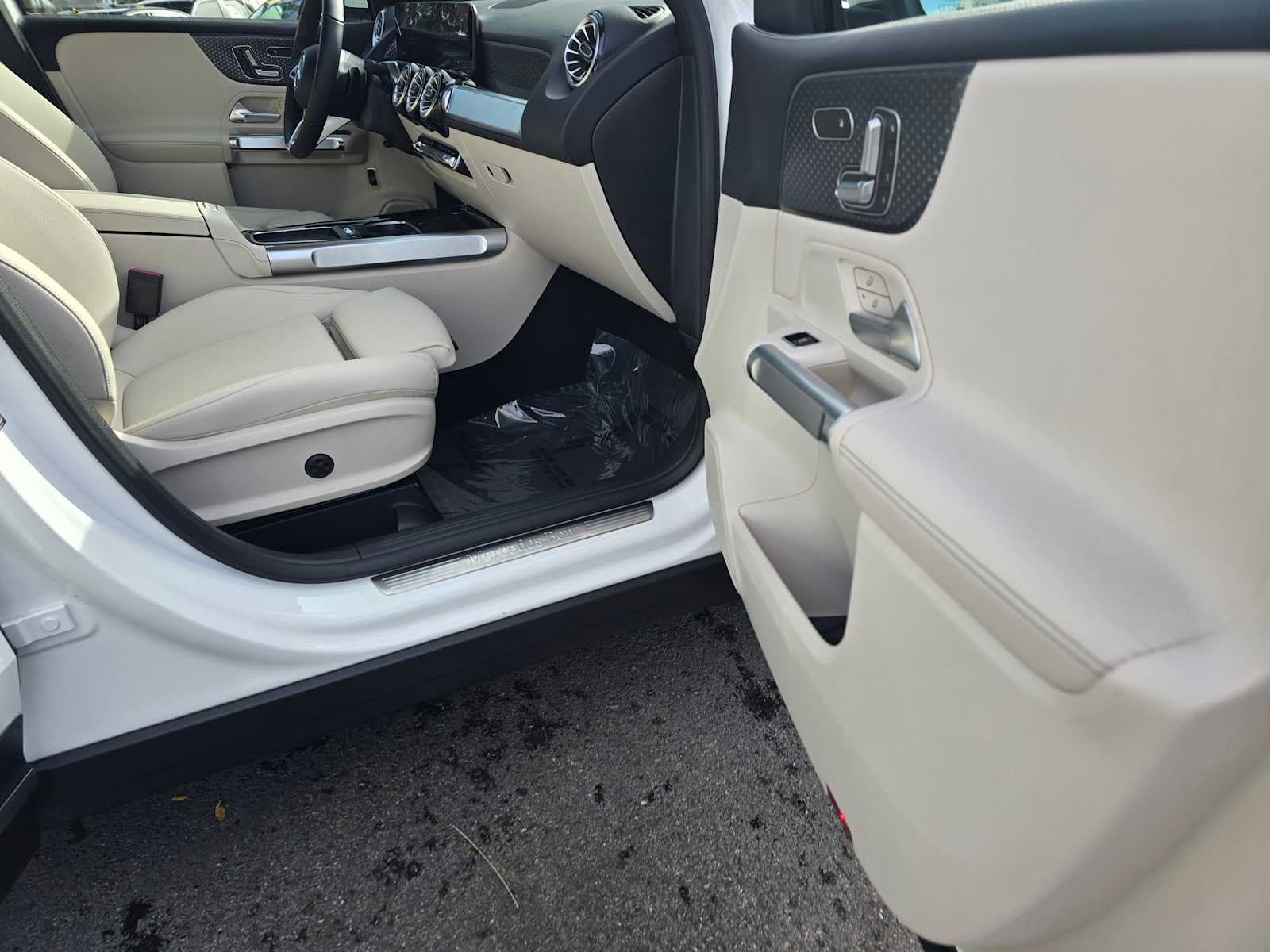 2025 Mercedes-Benz GLB GLB 250