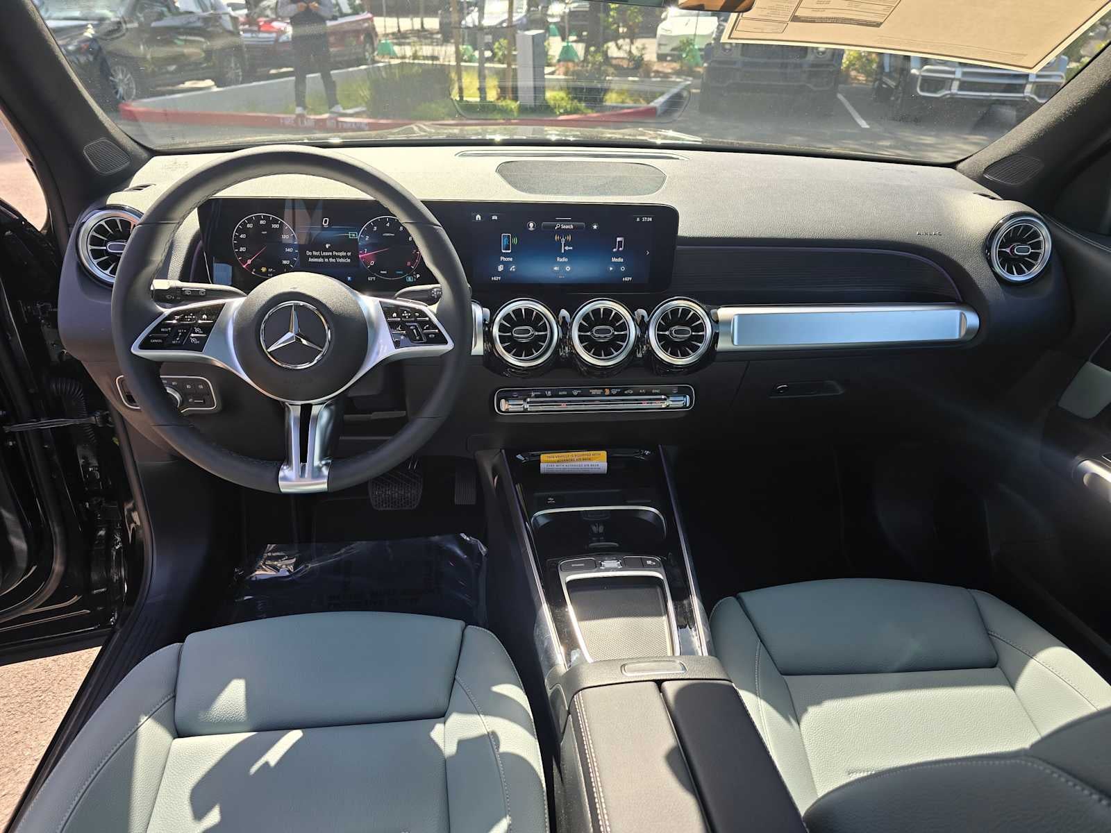 2026 Mercedes-Benz GLB 250 SUV