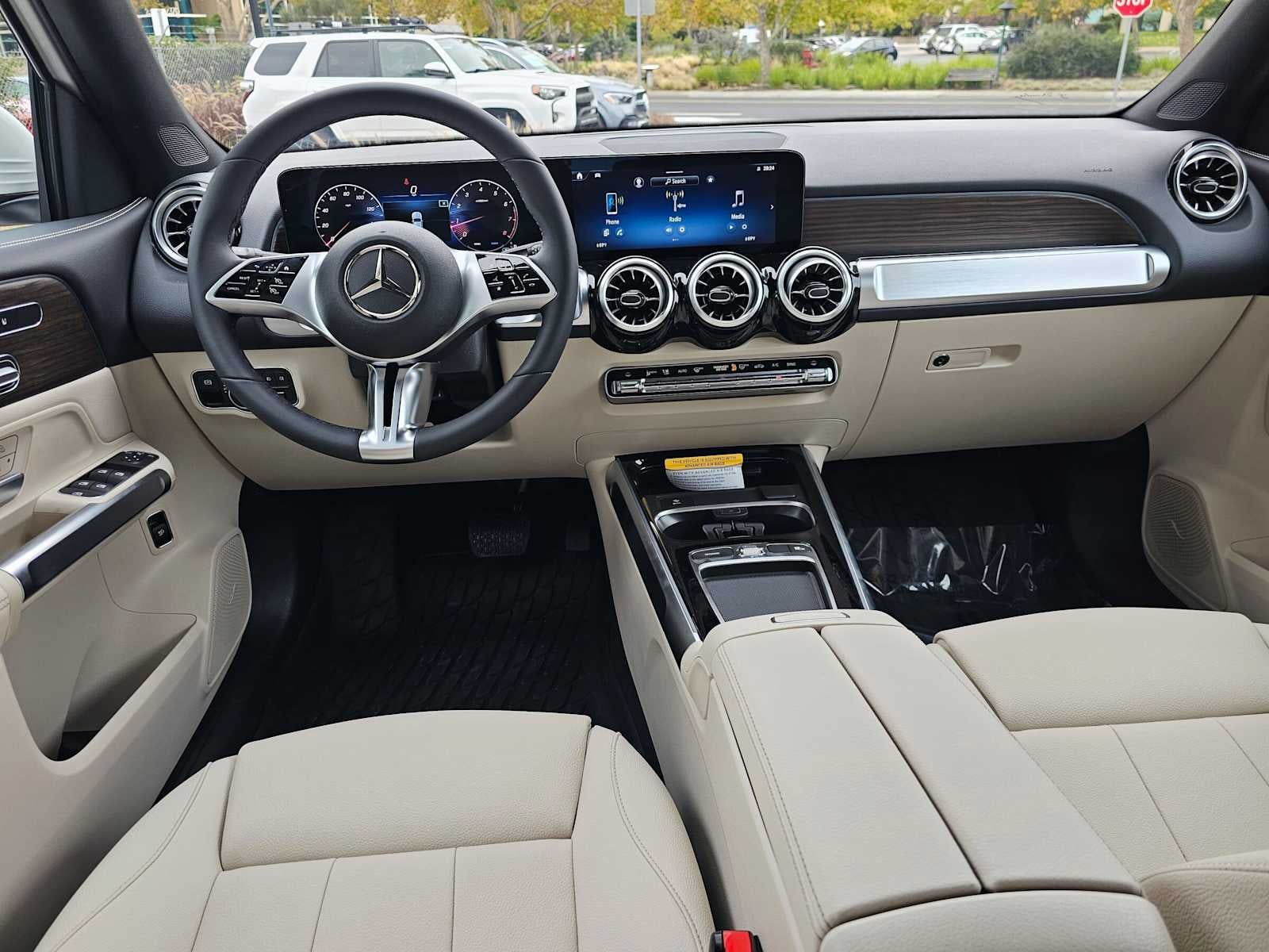 2026 Mercedes-Benz GLB 250 4MATIC® SUV