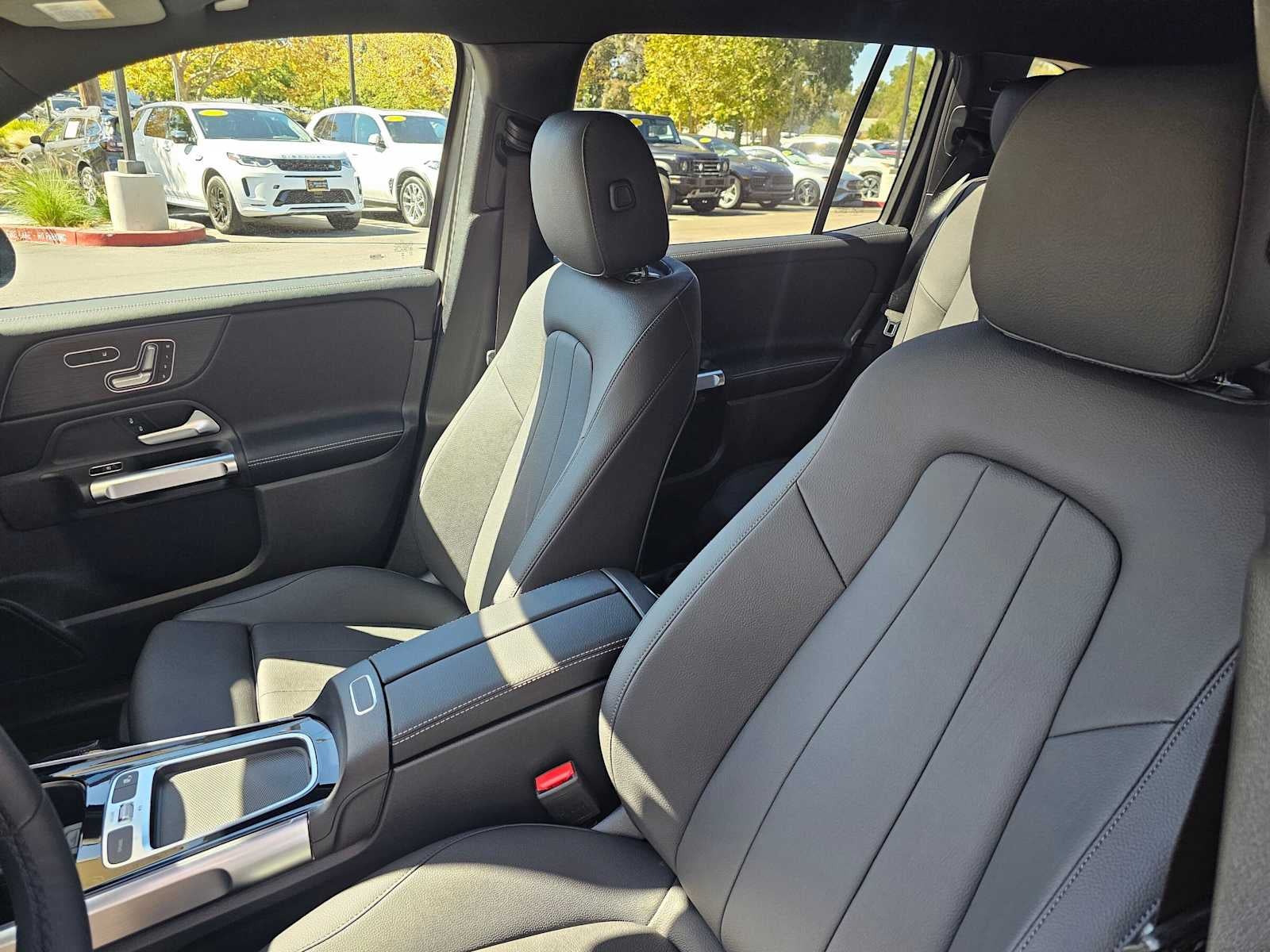 2026 Mercedes-Benz GLB 250 4MATIC® SUV