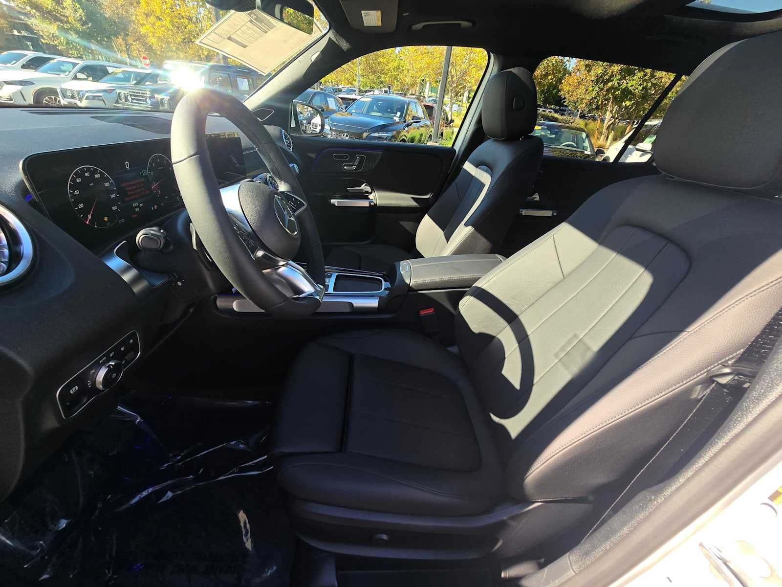 2026 Mercedes-Benz GLB 250 4MATIC® SUV