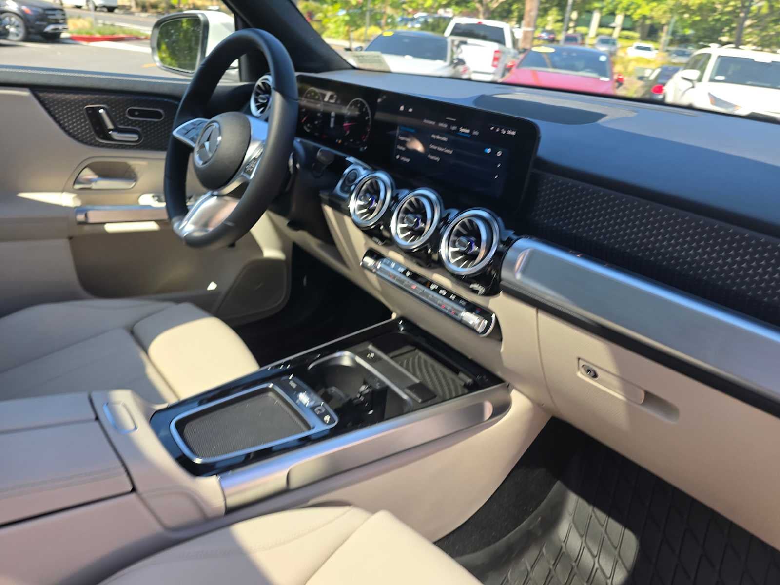 2025 Mercedes-Benz GLB 250 GLB 250