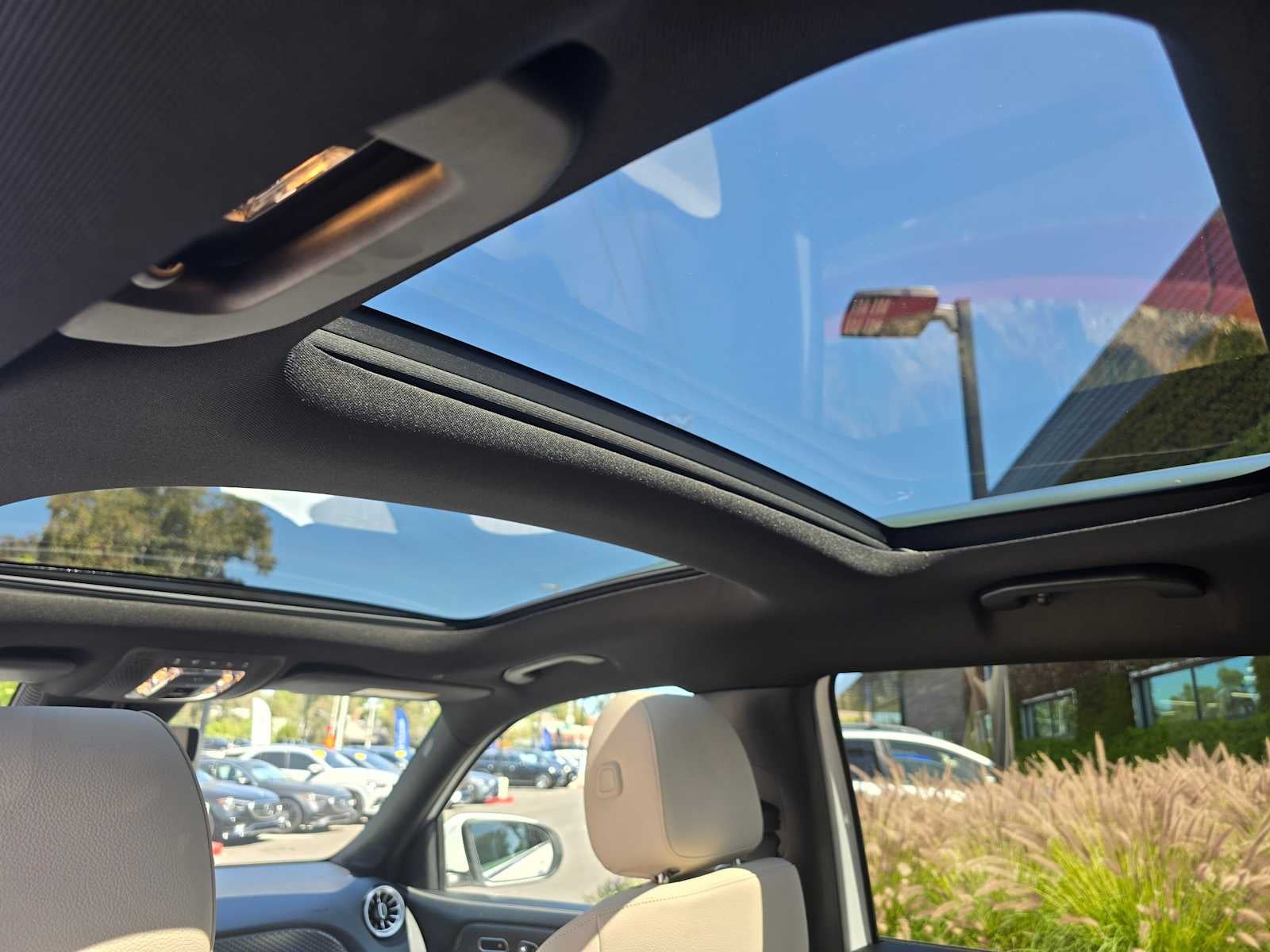 2025 Mercedes-Benz GLB 250 GLB 250