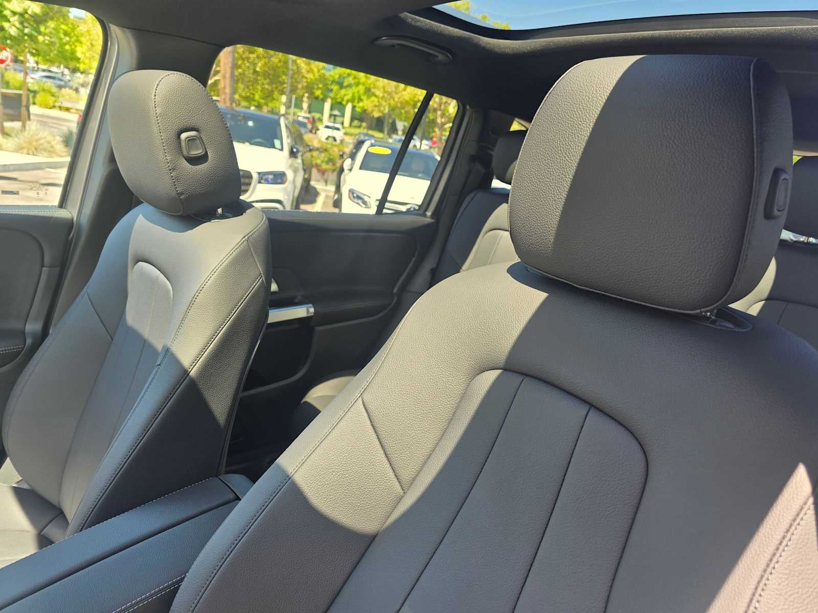 2026 Mercedes-Benz GLB 250 4MATIC® SUV