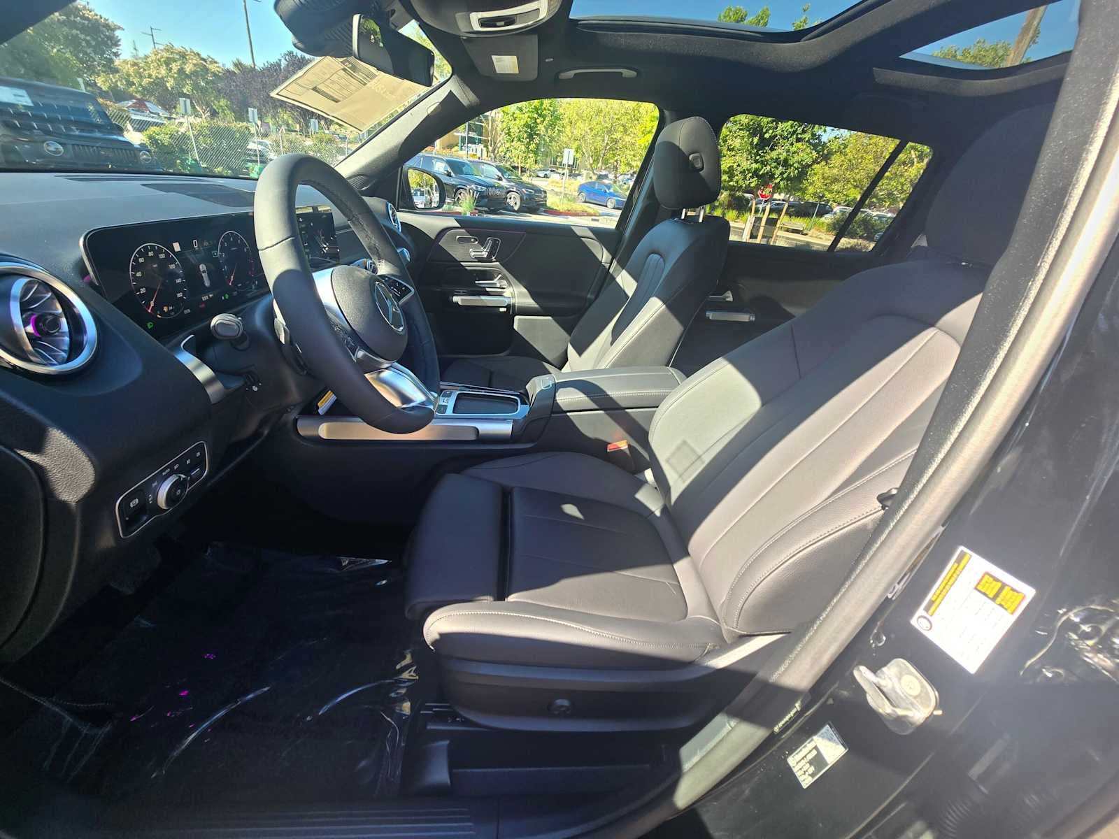 2026 Mercedes-Benz GLB 250 4MATIC® SUV