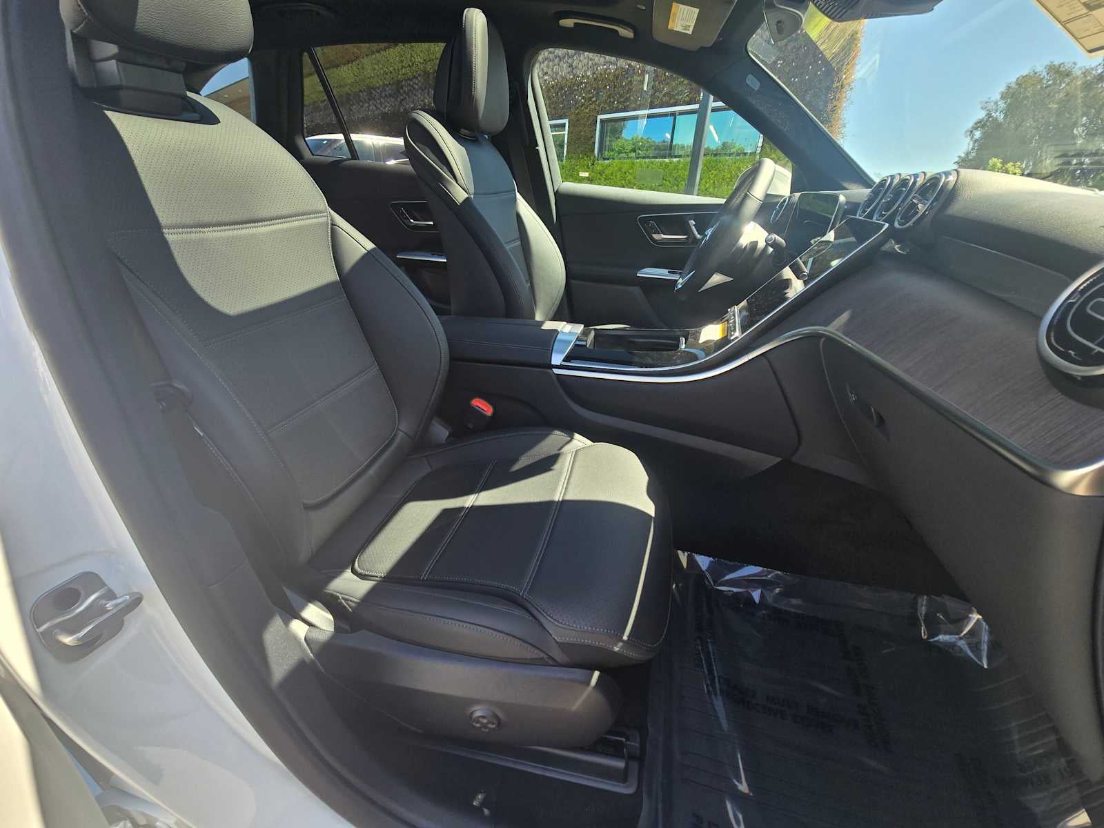 2026 Mercedes-Benz GLC 300 SUV