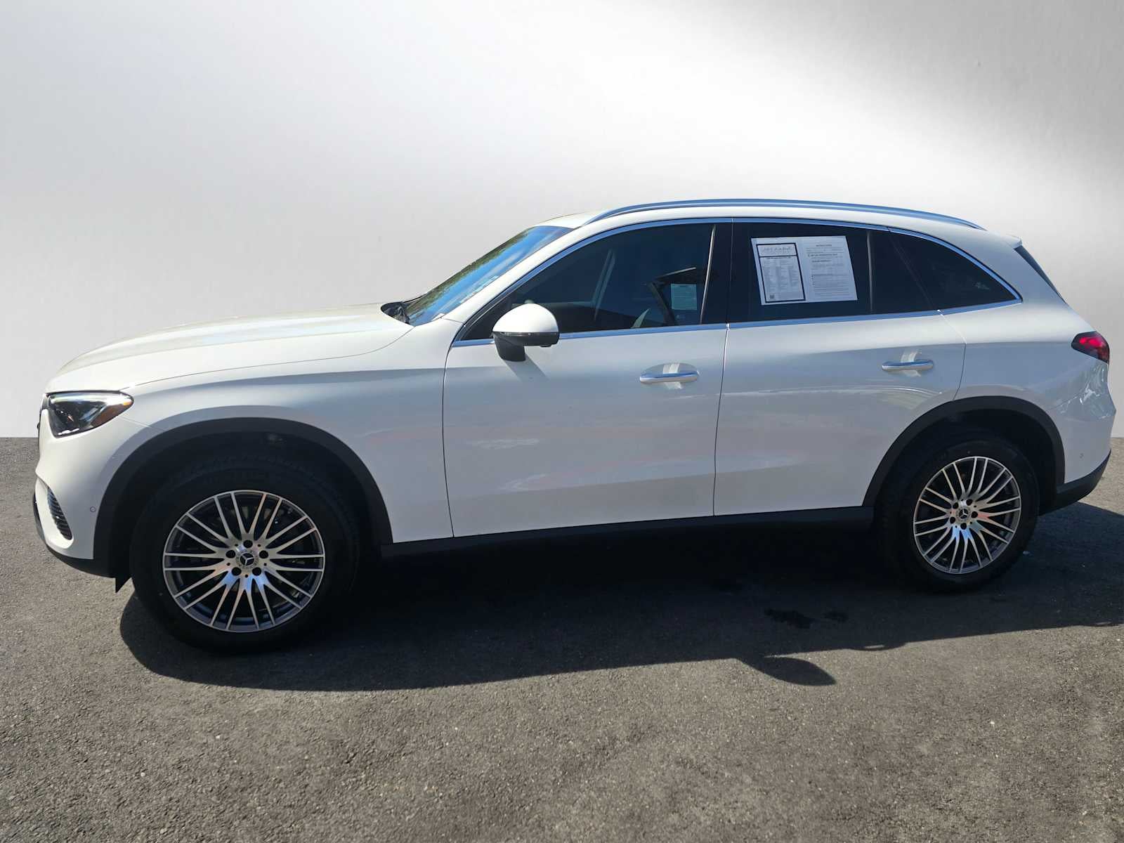 2026 Mercedes-Benz GLC 300 SUV