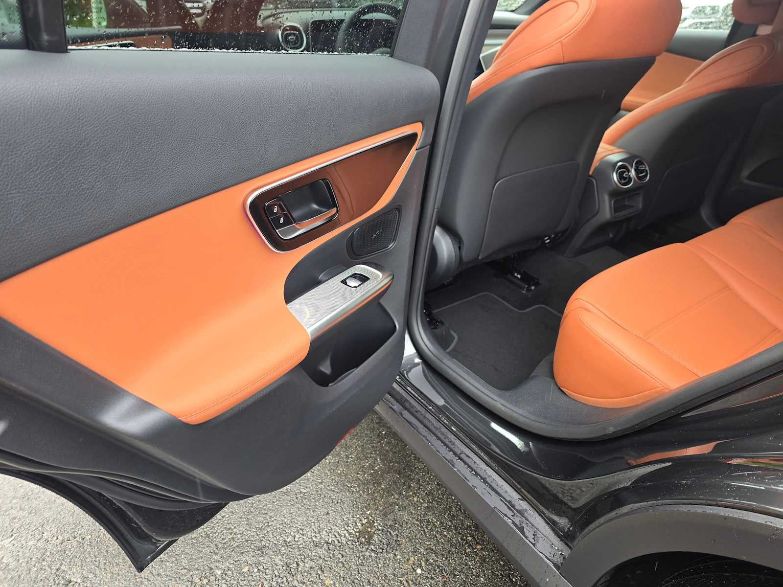 2026 Mercedes-Benz GLC 300 SUV