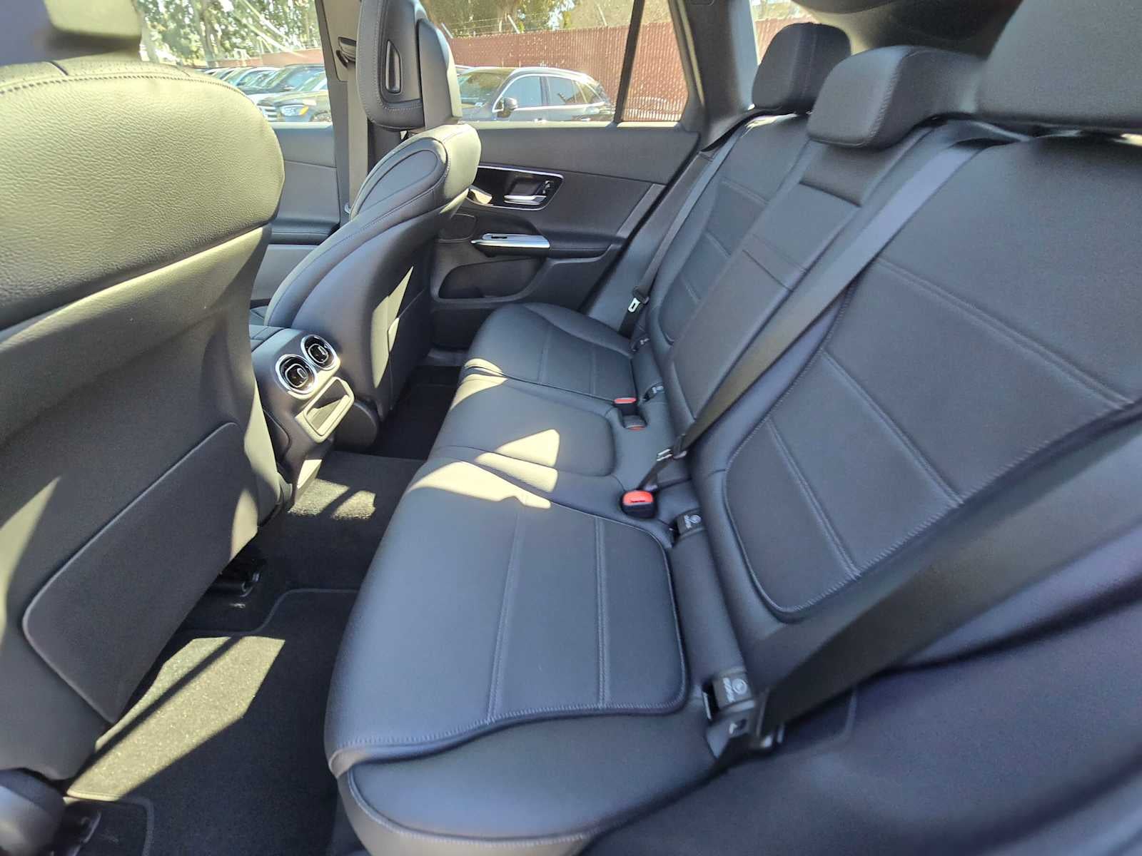 2026 Mercedes-Benz GLC 300 GLC 300