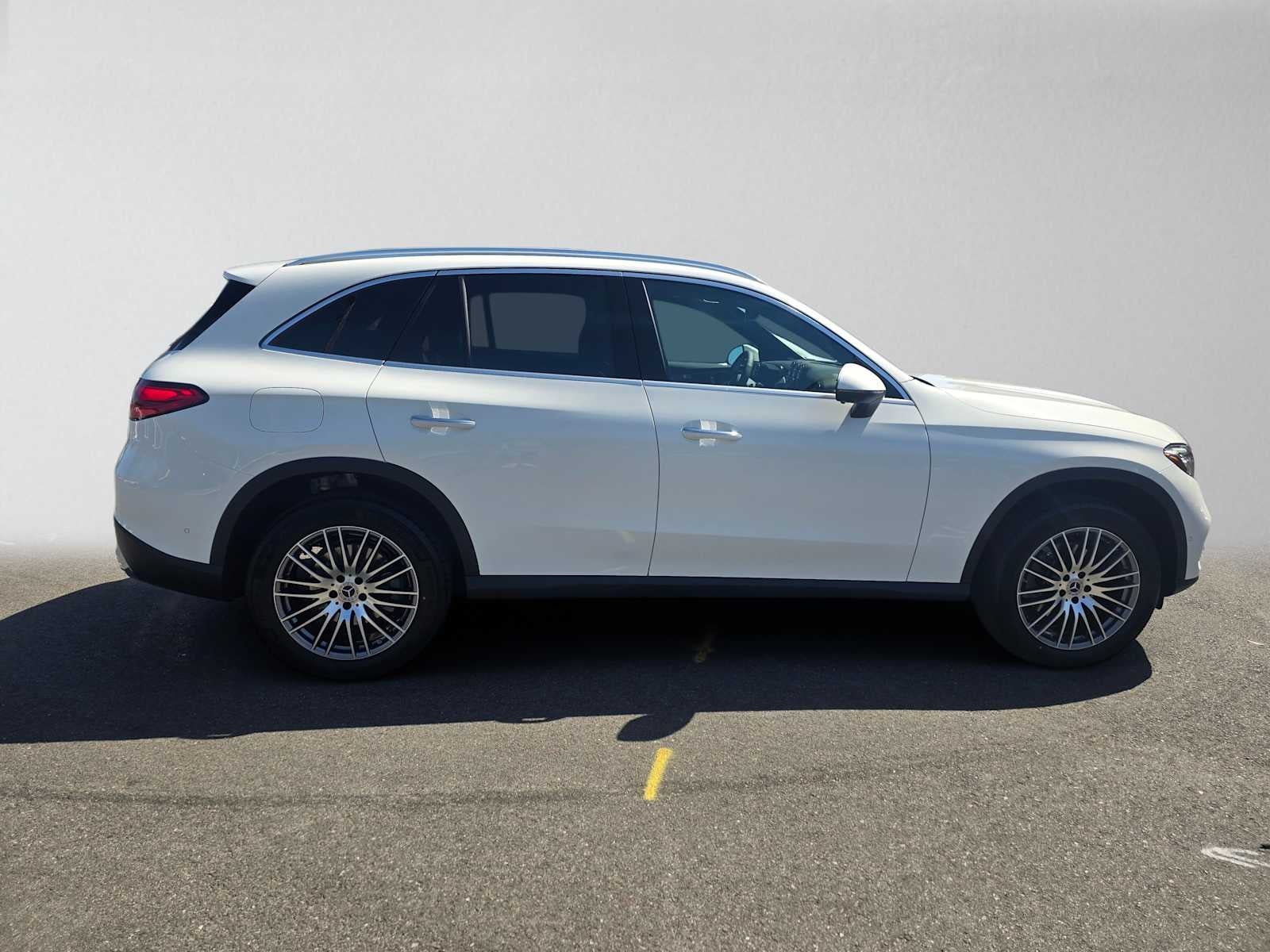 2026 Mercedes-Benz GLC 300 SUV