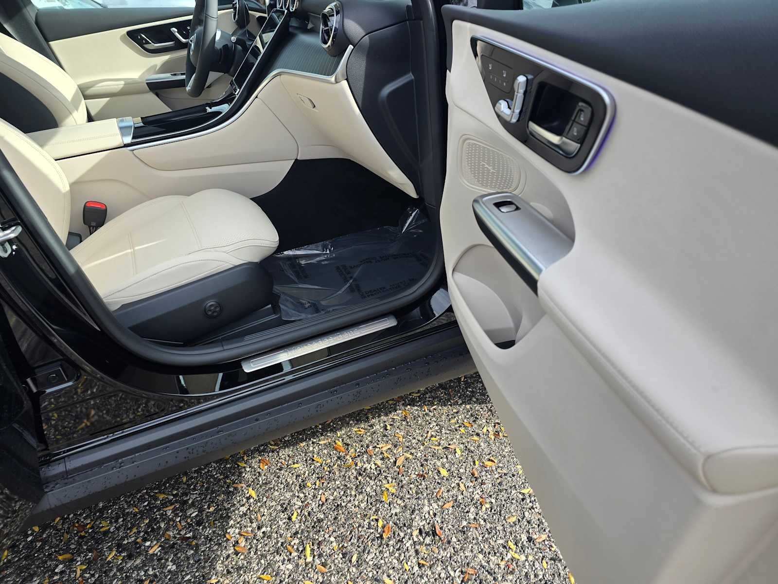 2026 Mercedes-Benz GLC 300 SUV