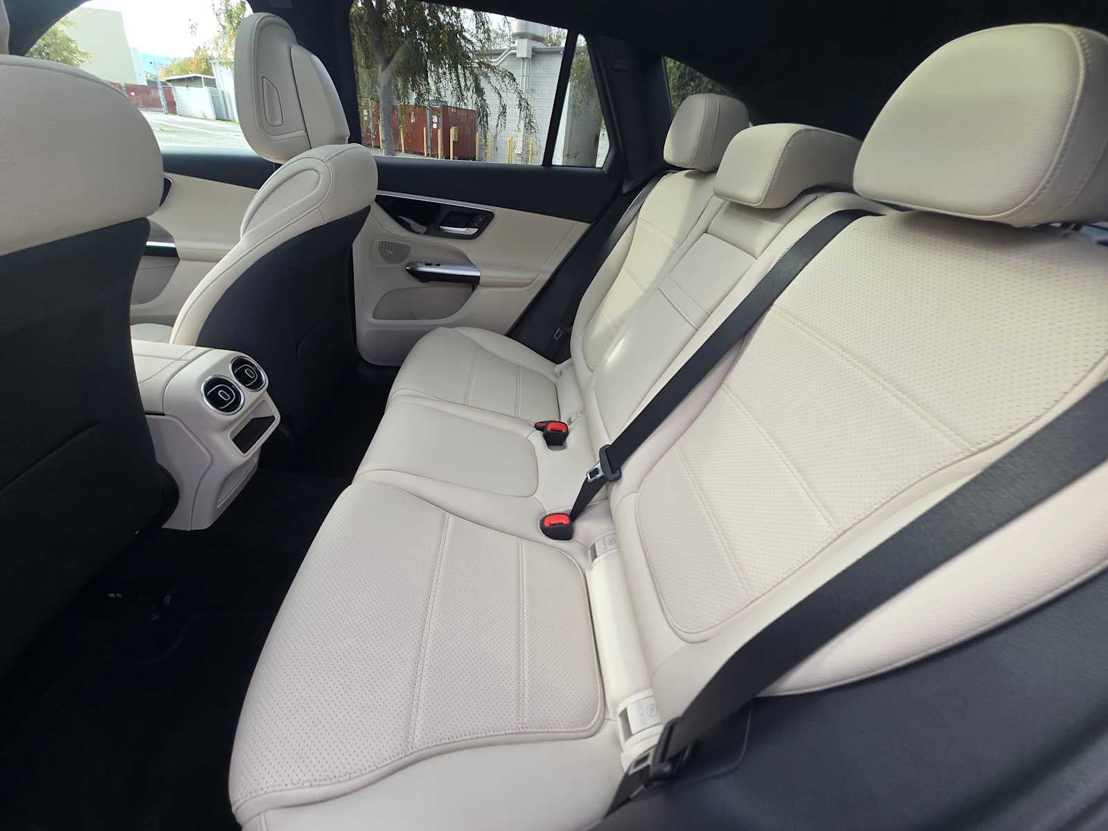 2026 Mercedes-Benz GLC 300 SUV