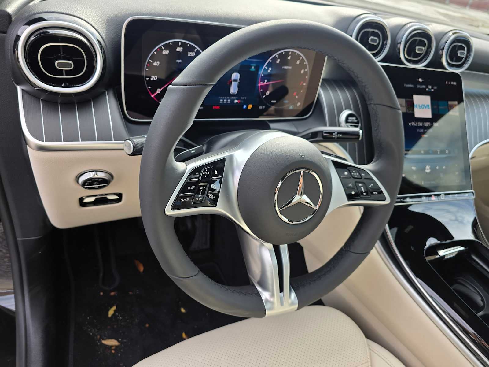 2026 Mercedes-Benz GLC 300 SUV