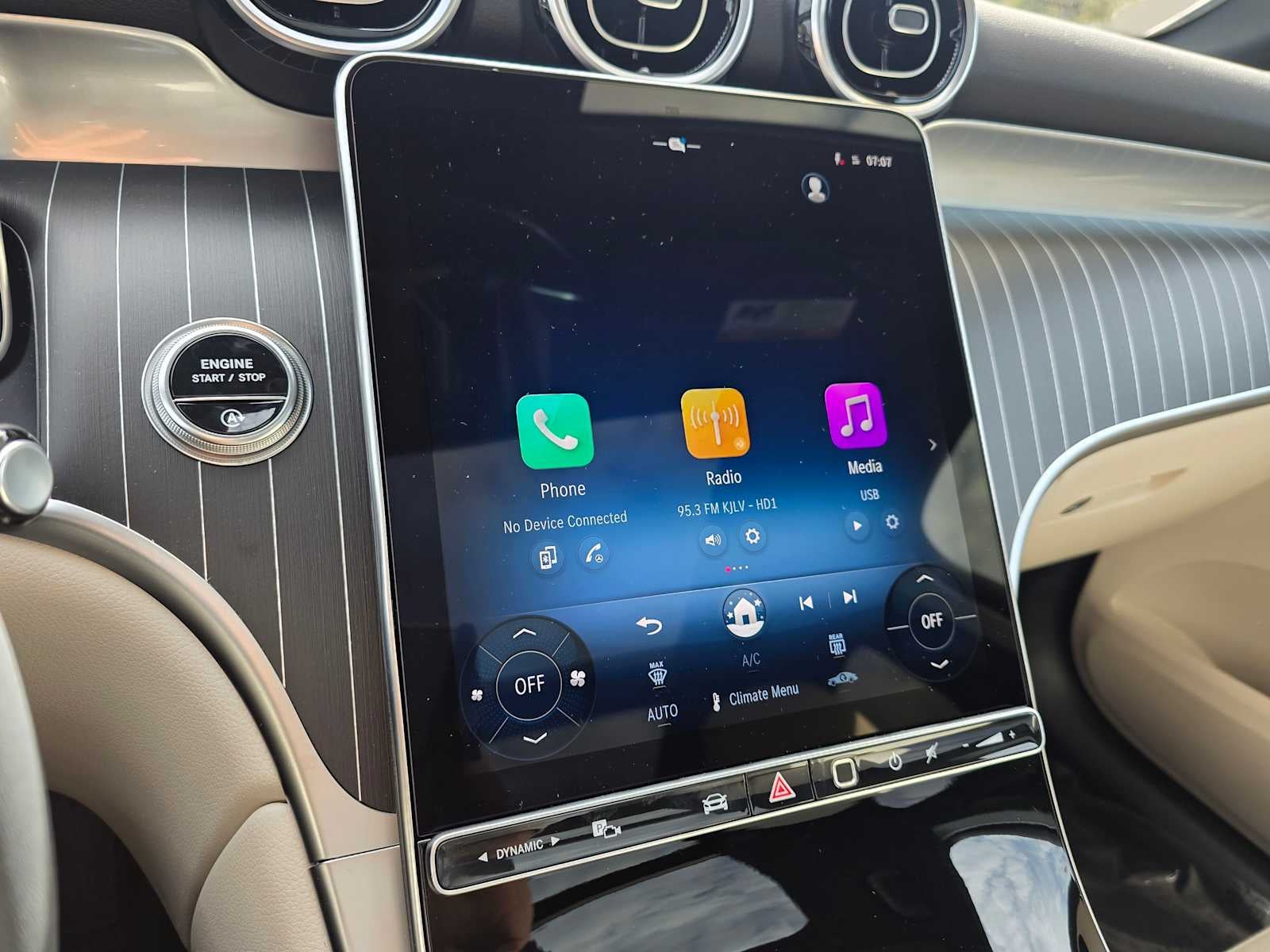 2026 Mercedes-Benz GLC 300 SUV