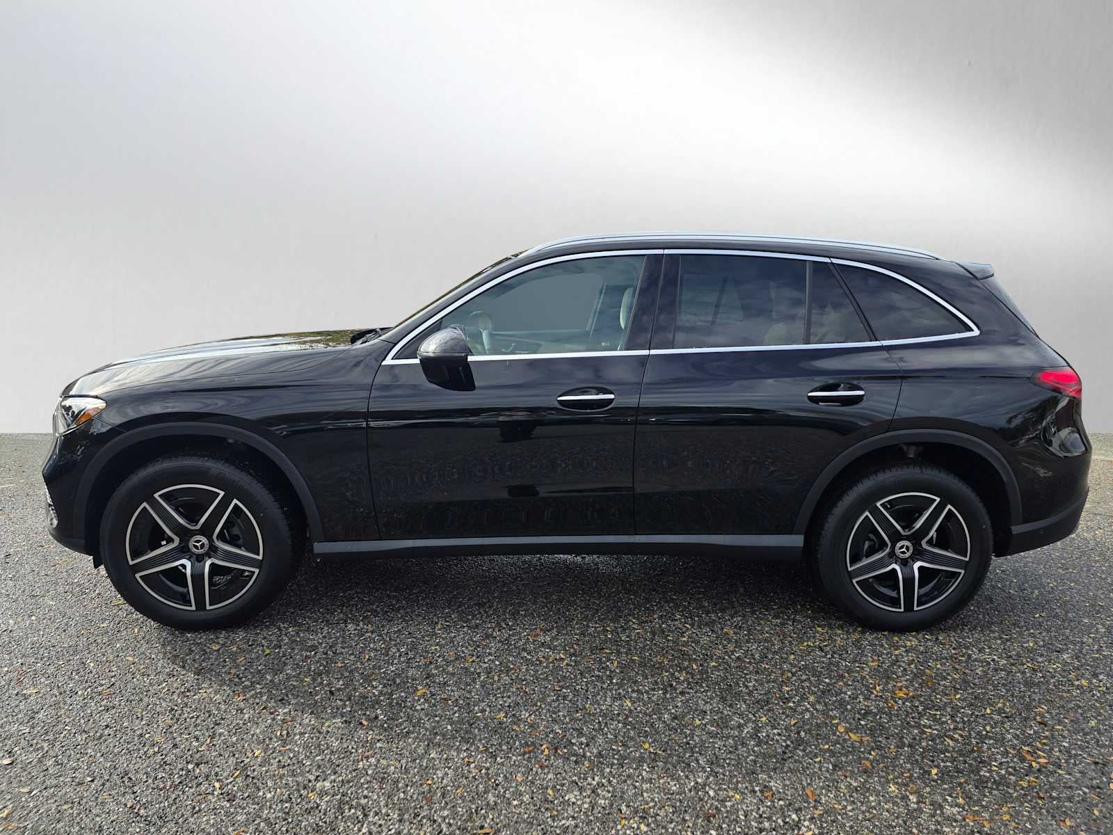2026 Mercedes-Benz GLC 300 SUV