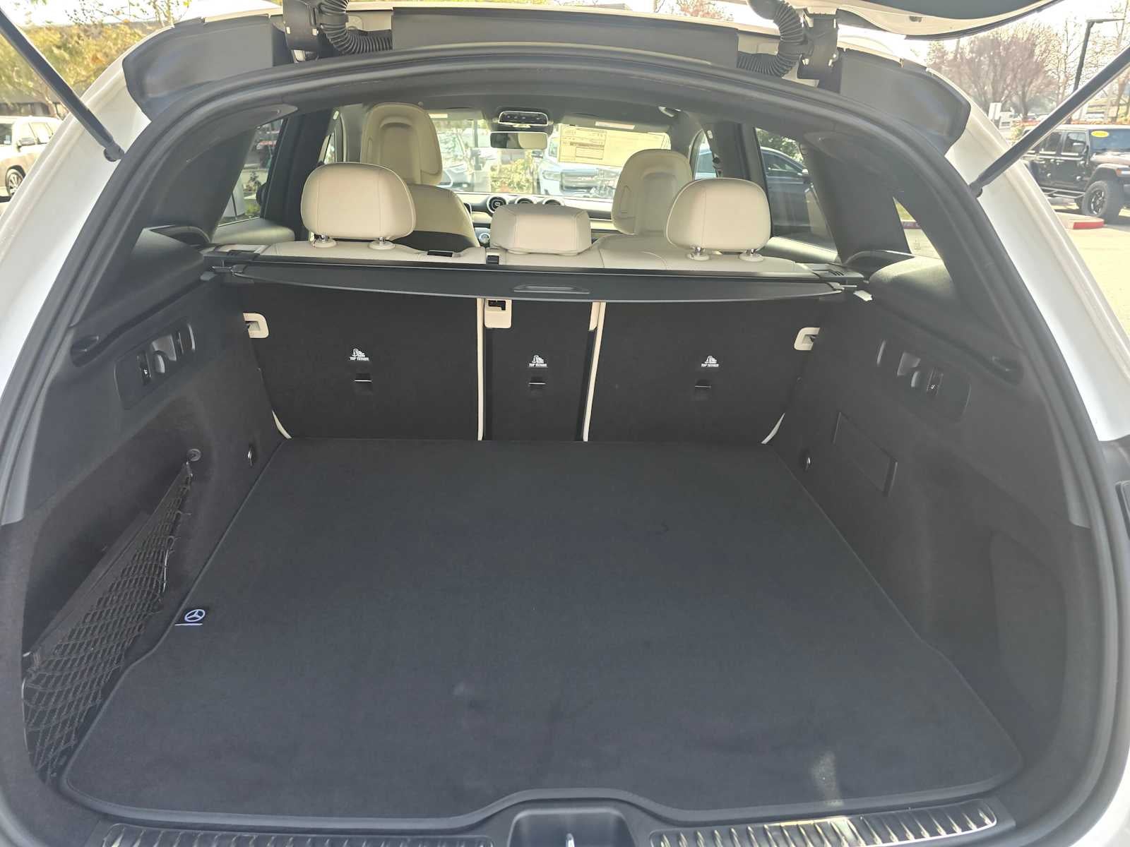 2026 Mercedes-Benz GLC 300 SUV