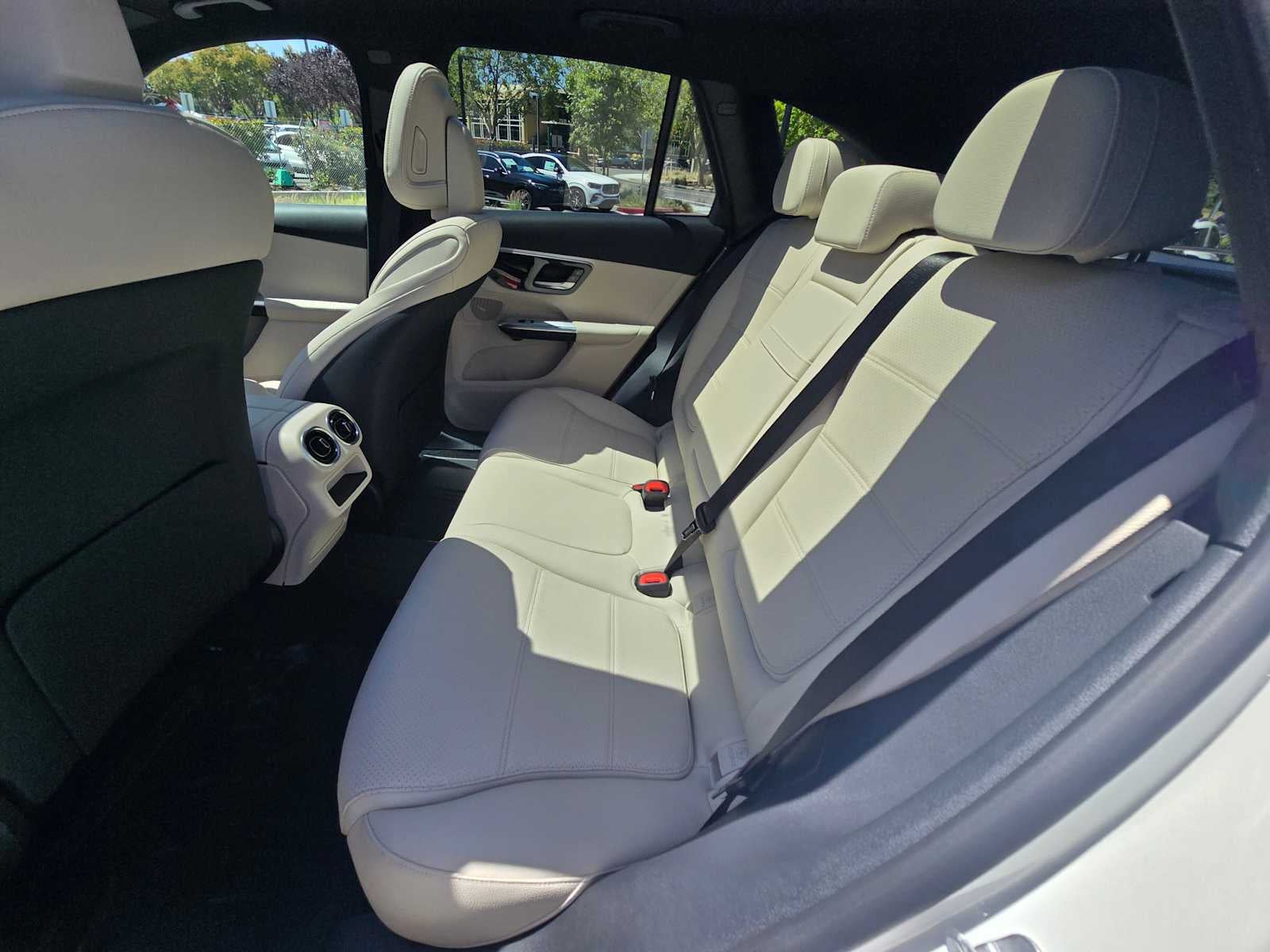 2026 Mercedes-Benz GLC 300 SUV