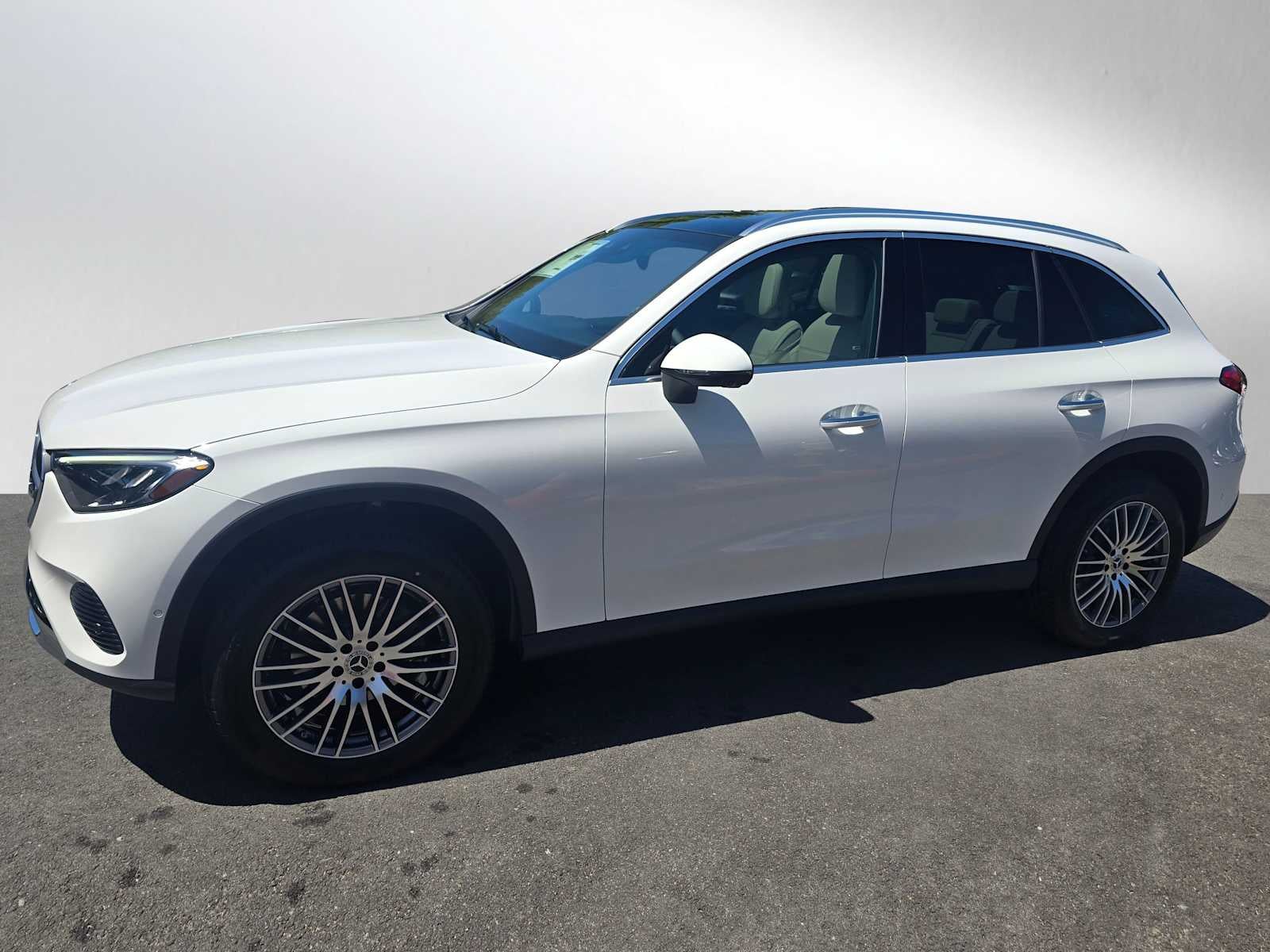 2026 Mercedes-Benz GLC 300 SUV