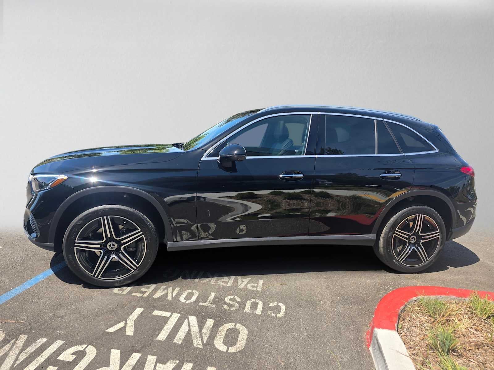 2026 Mercedes-Benz GLC 300 SUV