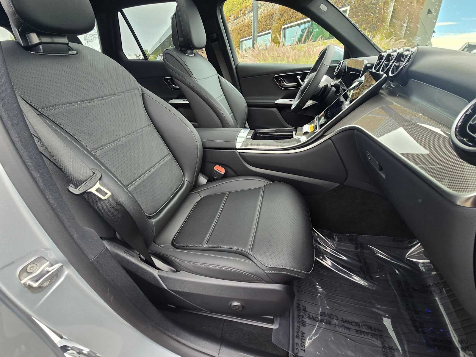 2026 Mercedes-Benz GLC 300 SUV