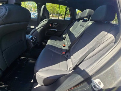 2026 Mercedes-Benz GLC 300 SUV