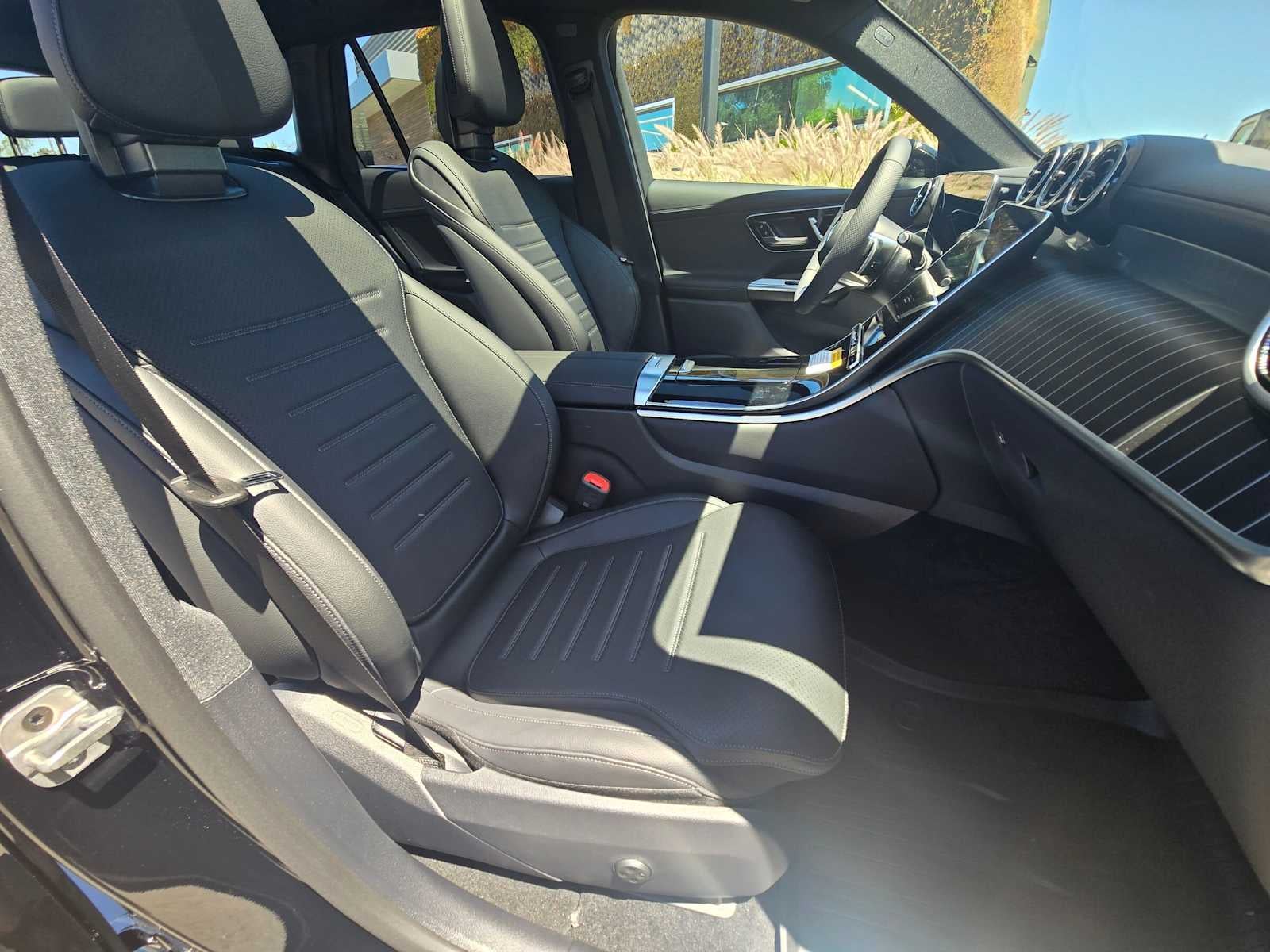 2026 Mercedes-Benz GLC 300 SUV