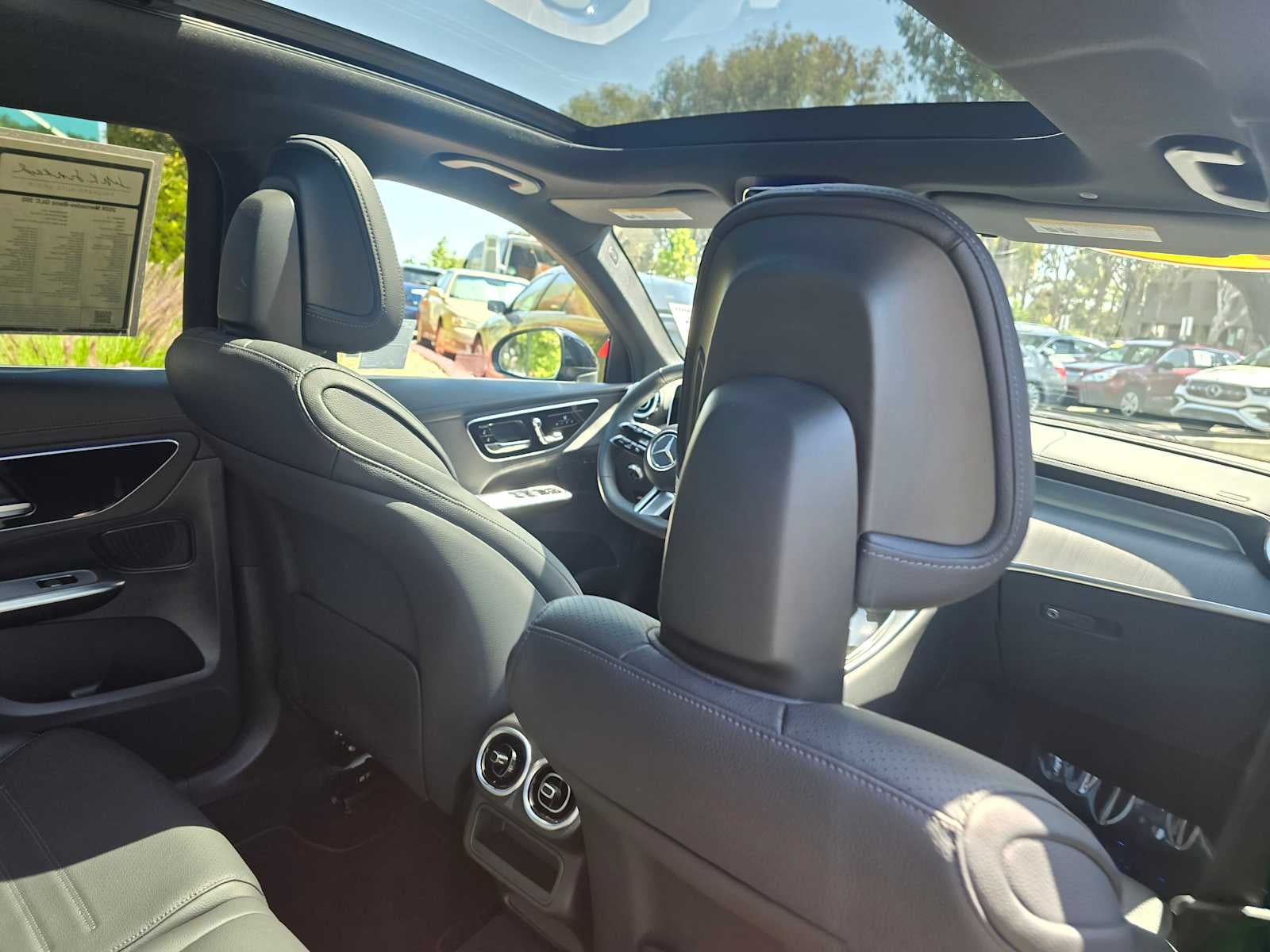 2026 Mercedes-Benz GLC 300 4MATIC® SUV