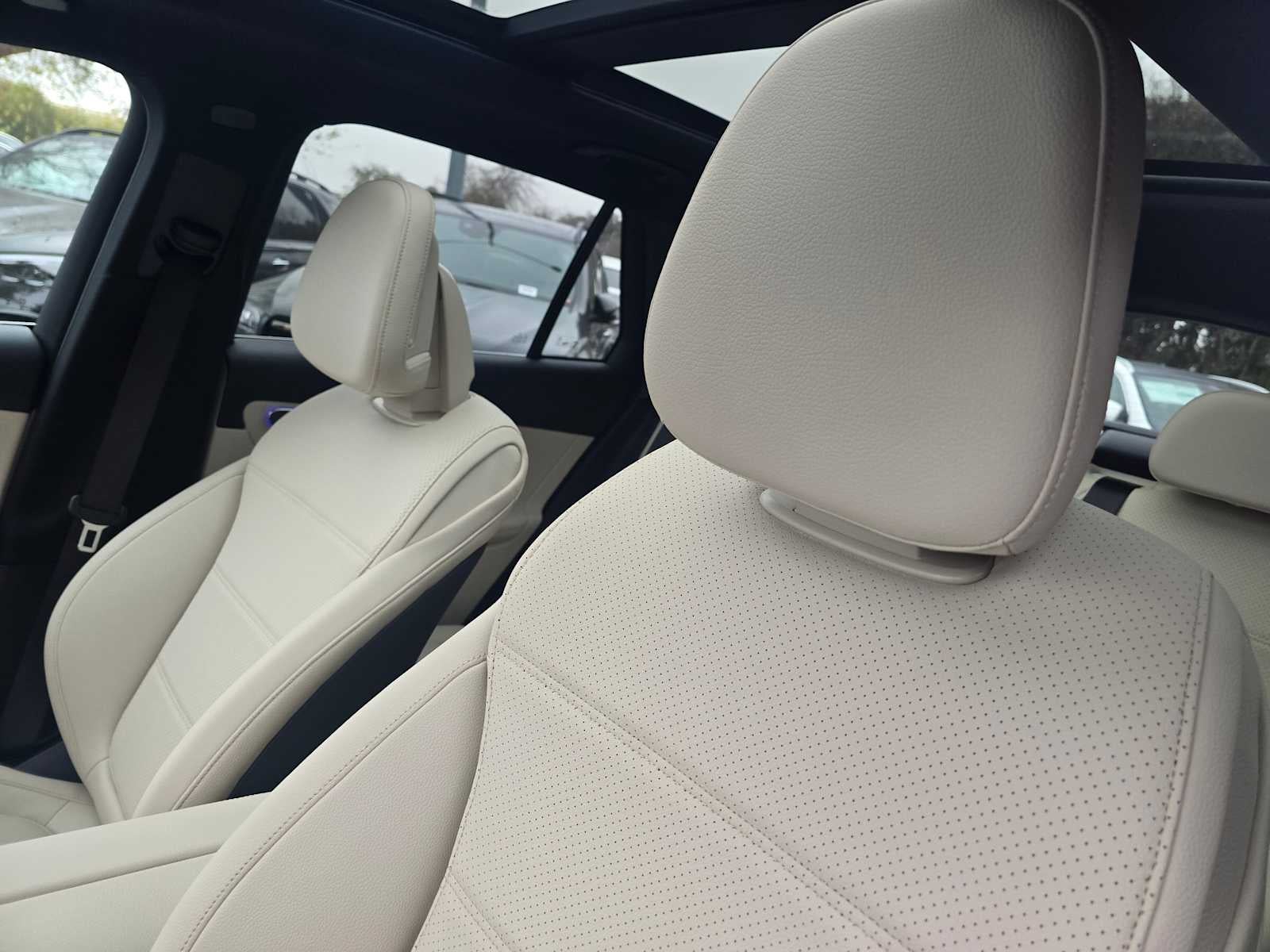 2026 Mercedes-Benz GLC 300 GLC 300