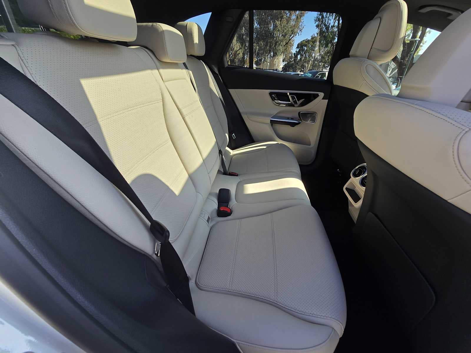 2026 Mercedes-Benz GLC 300 GLC 300