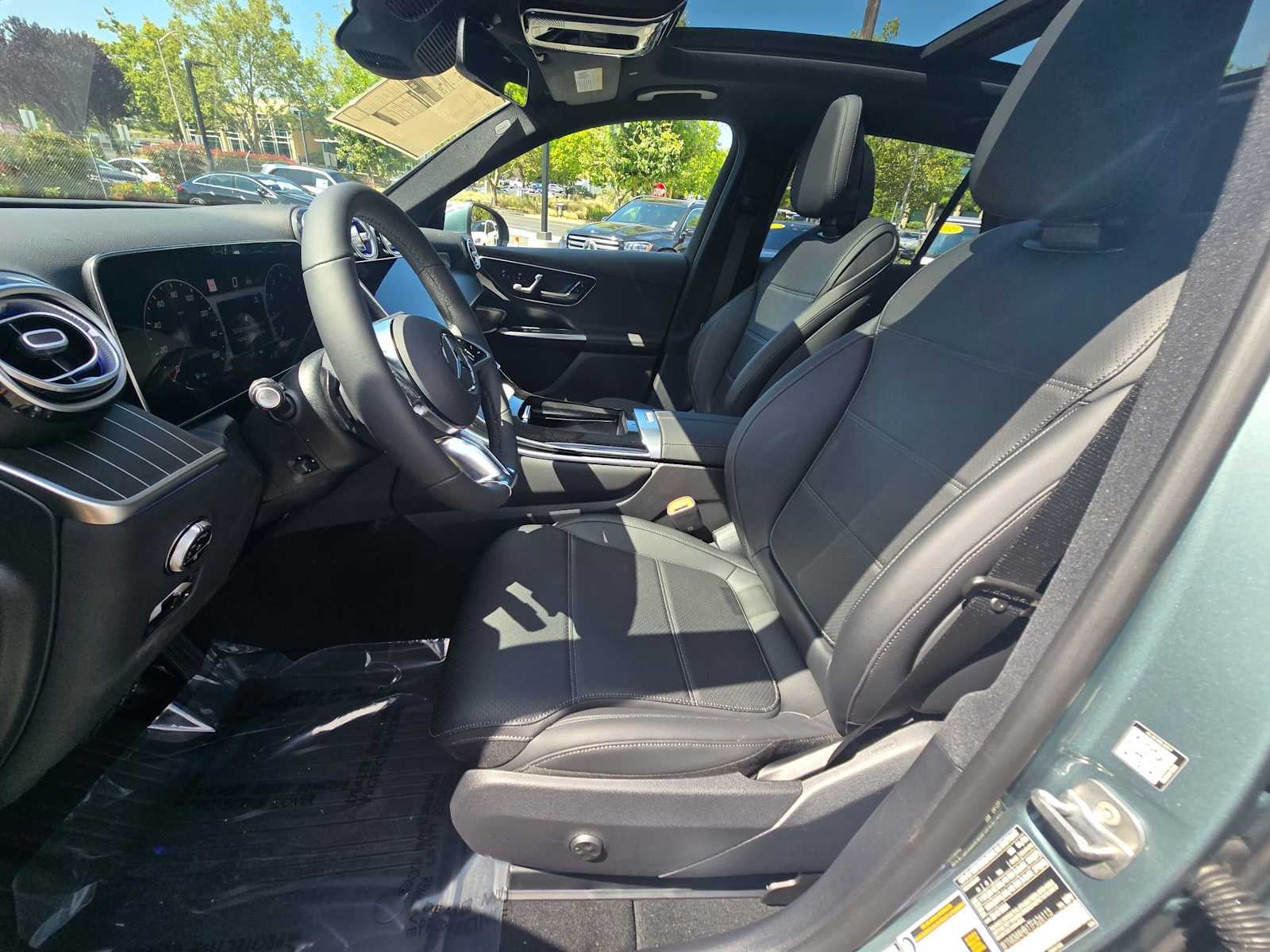 2026 Mercedes-Benz GLC 300 4MATIC® SUV