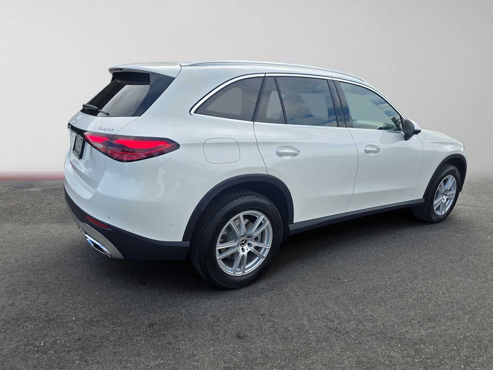 2026 Mercedes-Benz GLC 300 4MATIC® SUV