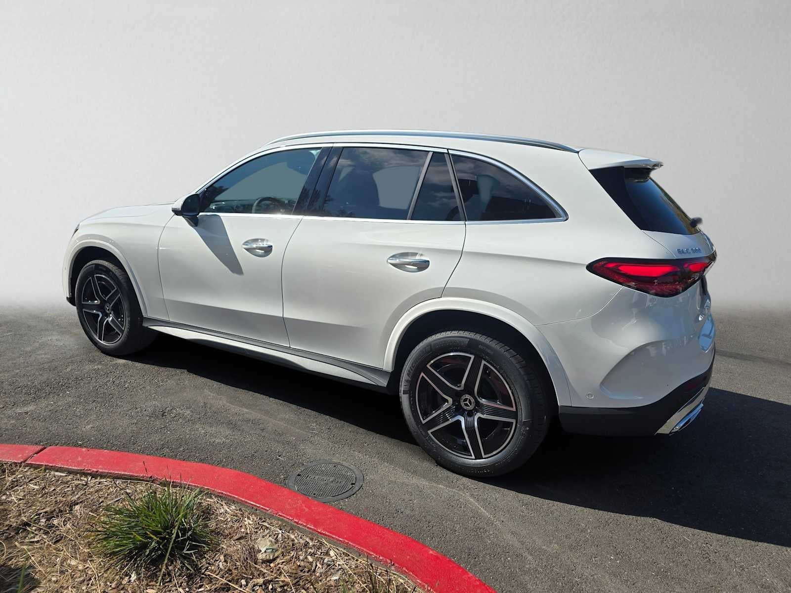 2027 Mercedes-Benz GLC 300 4MATIC® SUV