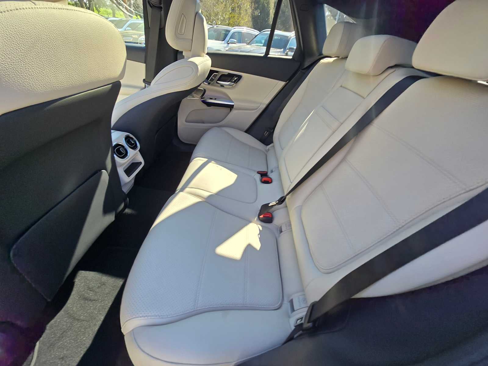 2026 Mercedes-Benz GLC 300 GLC 300