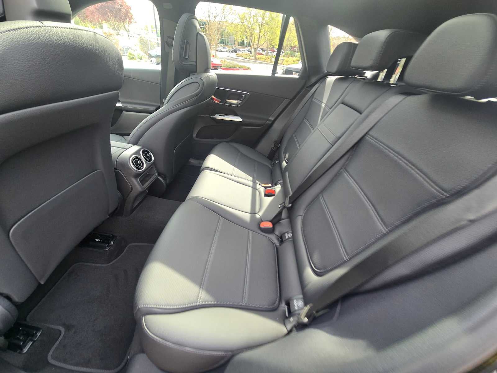 2026 Mercedes-Benz GLC 300 GLC 300