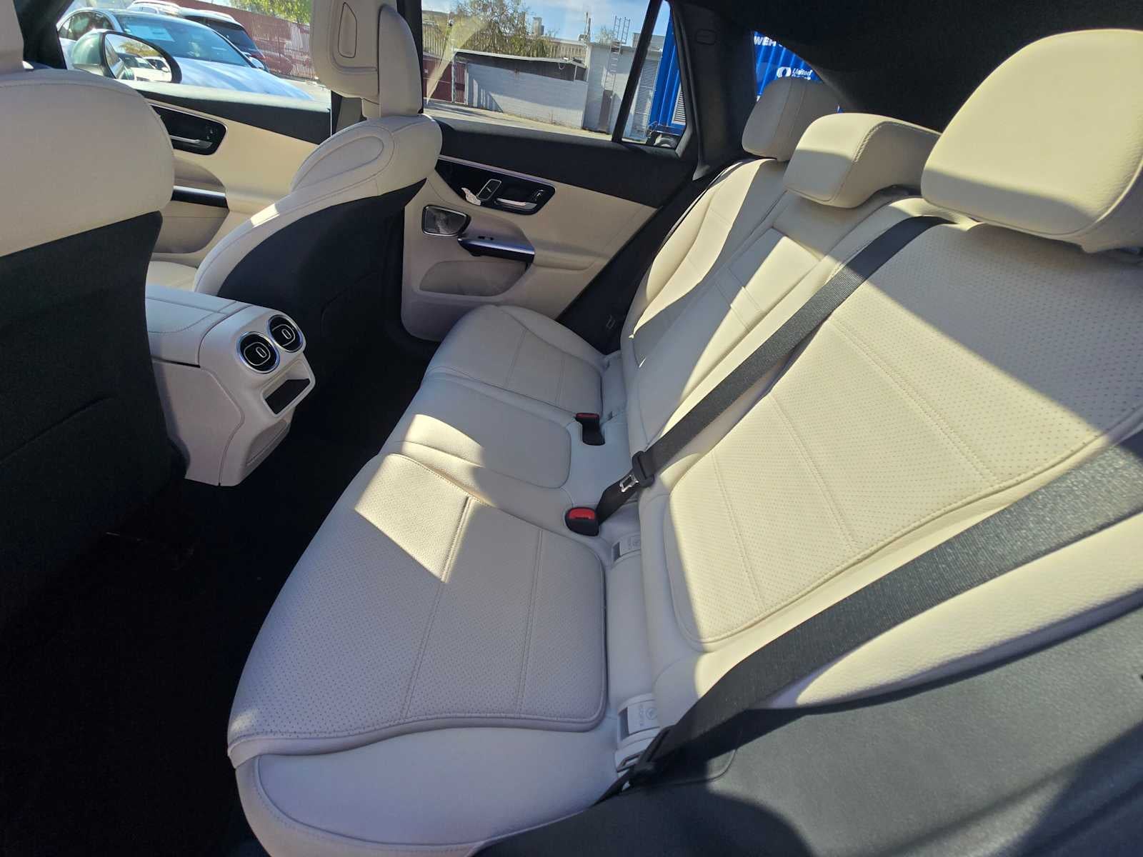 2026 Mercedes-Benz GLC 300 GLC 300