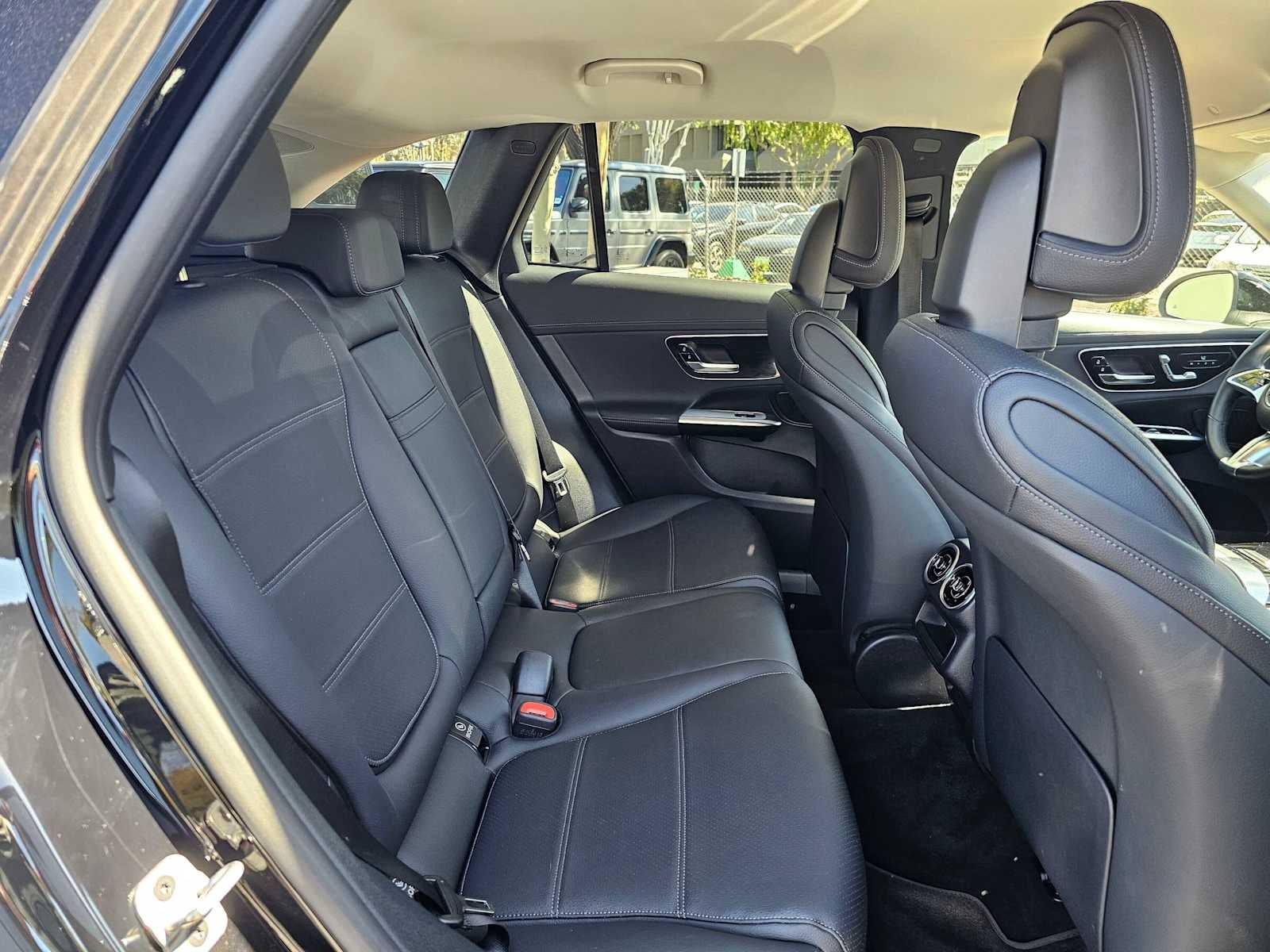 2025 Mercedes-Benz GLC 350e 4MATIC® SUV
