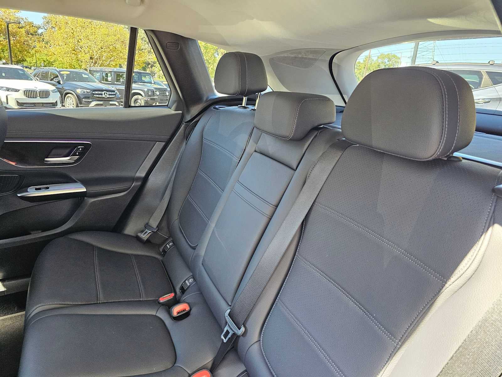 2025 Mercedes-Benz GLC 350e 4MATIC® SUV