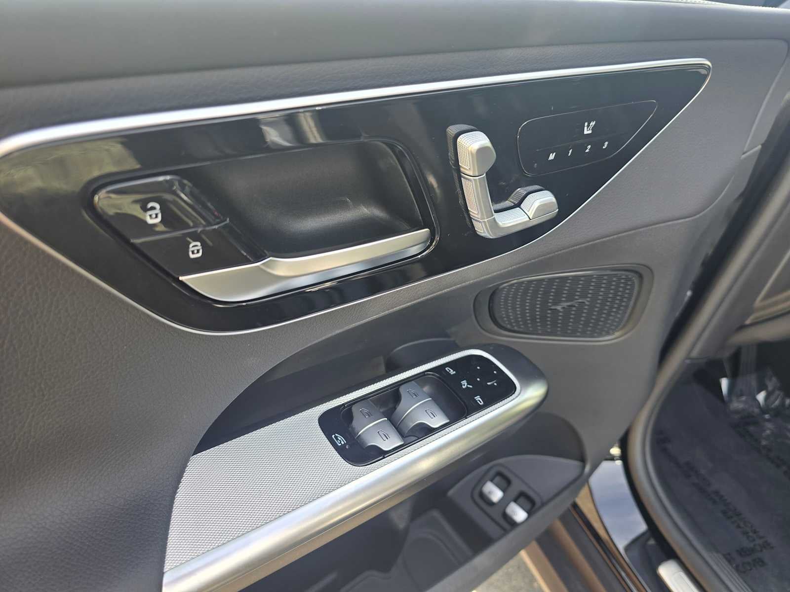 2025 Mercedes-Benz GLC 350e 4MATIC® SUV