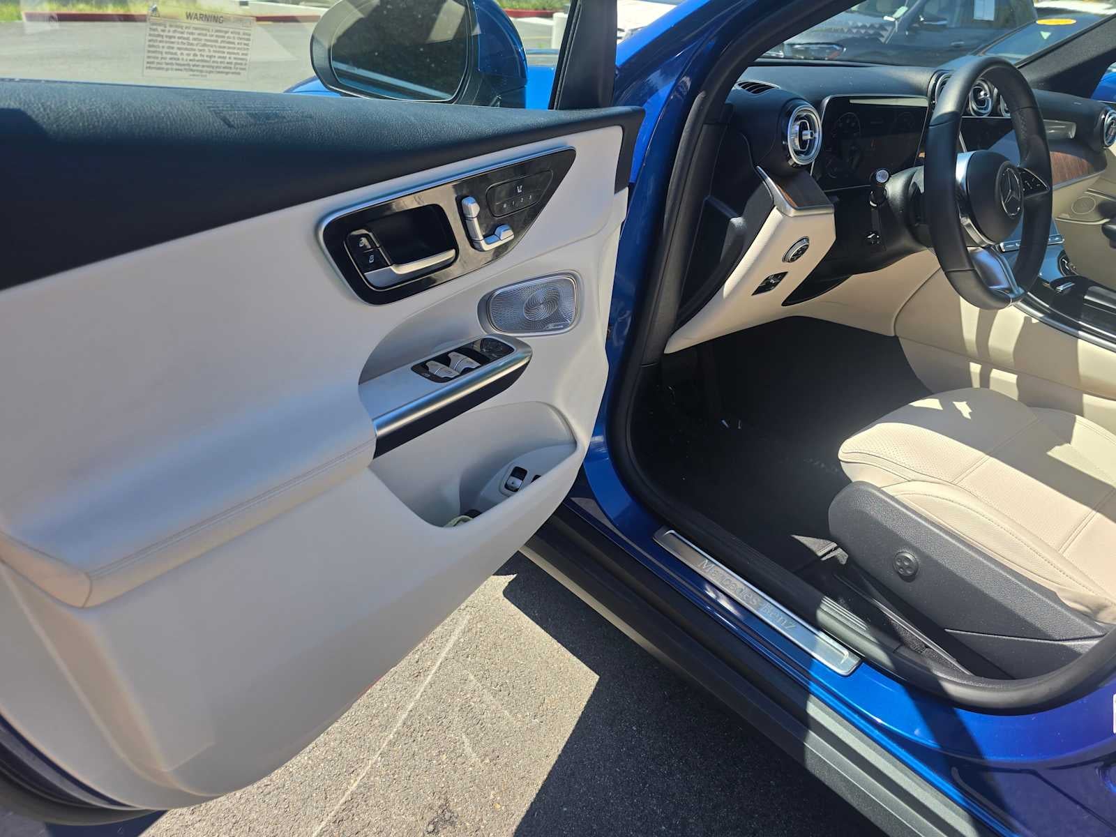 2025 Mercedes-Benz GLC 350e 4MATIC® SUV
