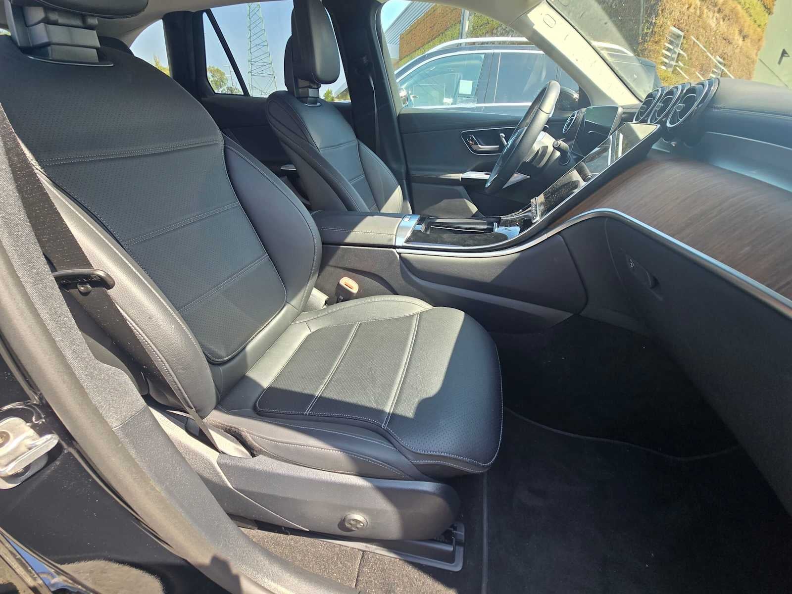 2025 Mercedes-Benz GLC 350e 4MATIC® SUV