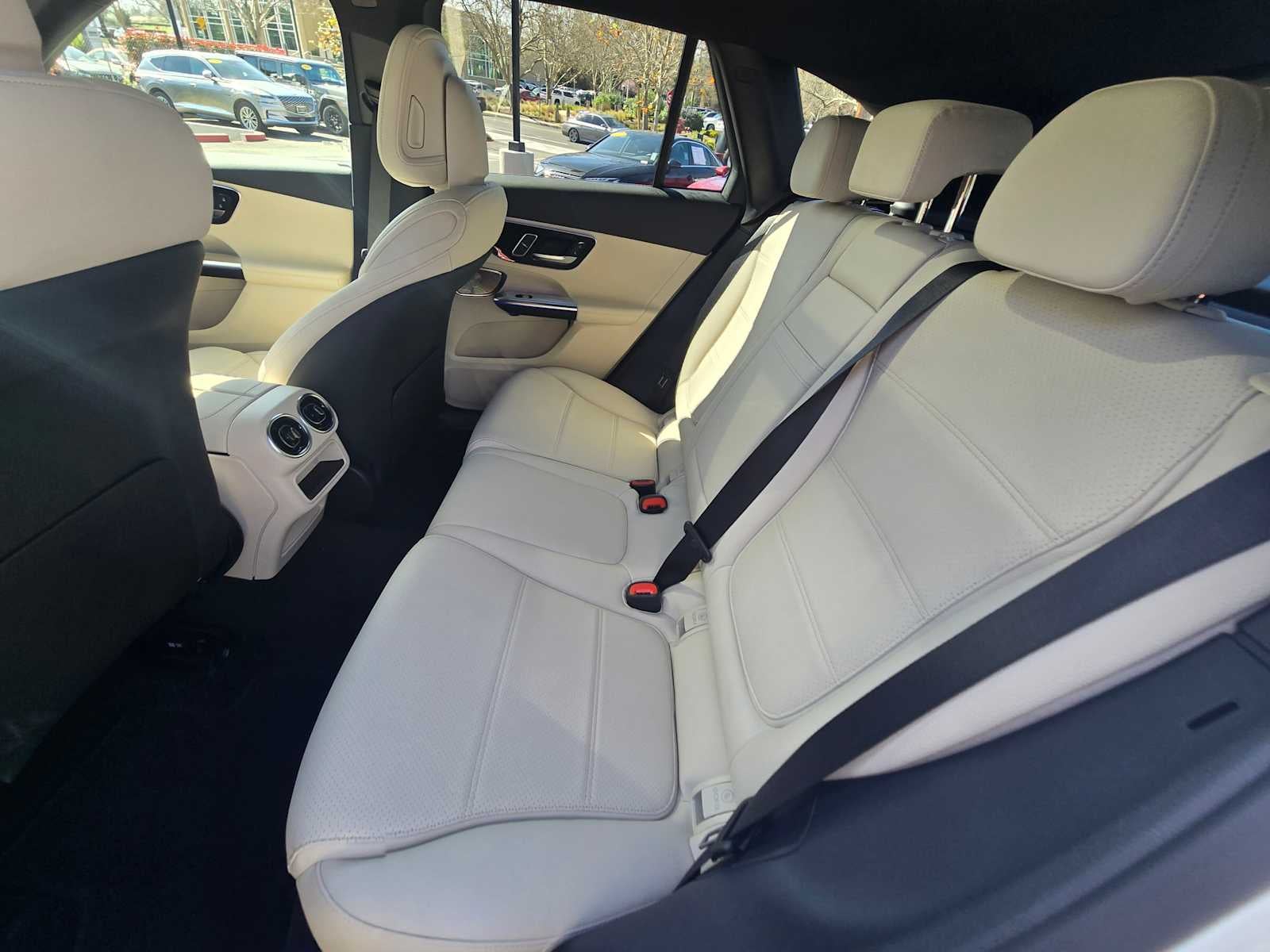 2026 Mercedes-Benz GLC 350e GLC 350e