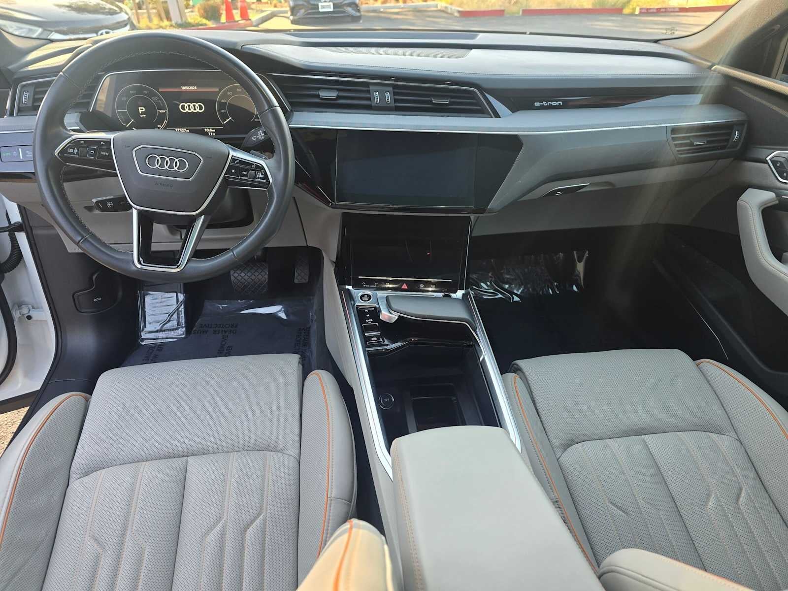 2024 Audi Q8 e-tron Sportback S line Prestige