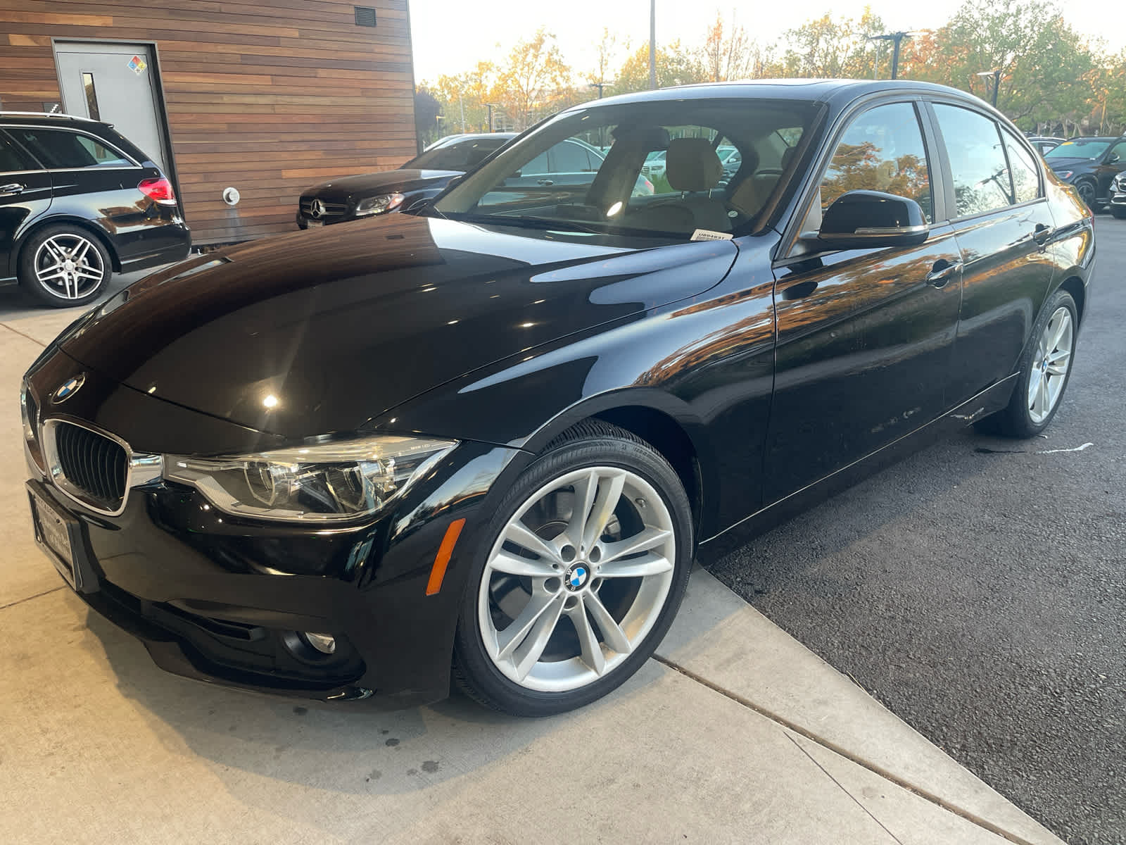 2018 BMW 320i 320i