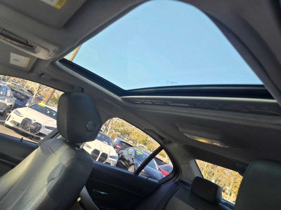 2018 BMW 320i xDrive 320i xDrive