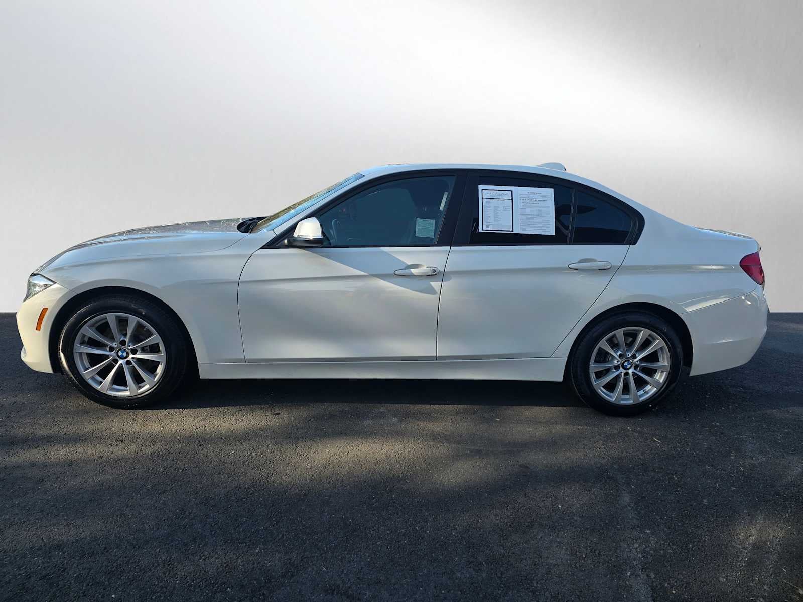 2018 BMW 320i xDrive 320i xDrive