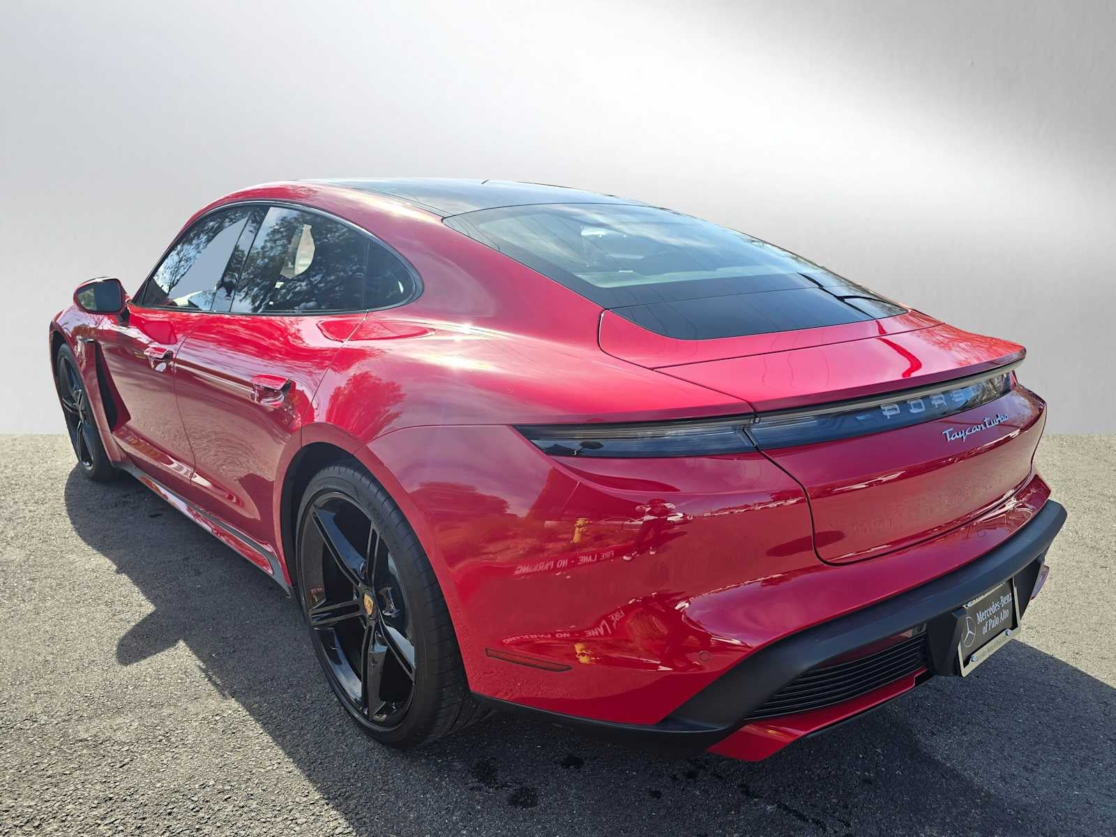 2024 Porsche Taycan Turbo