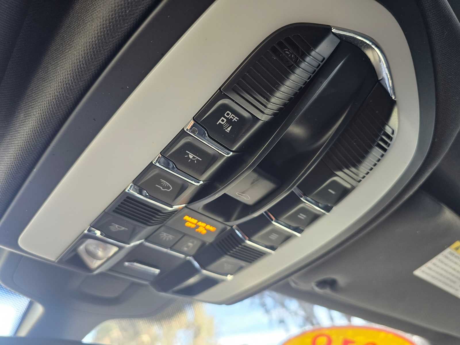 2018 Porsche Cayenne Platinum Edition